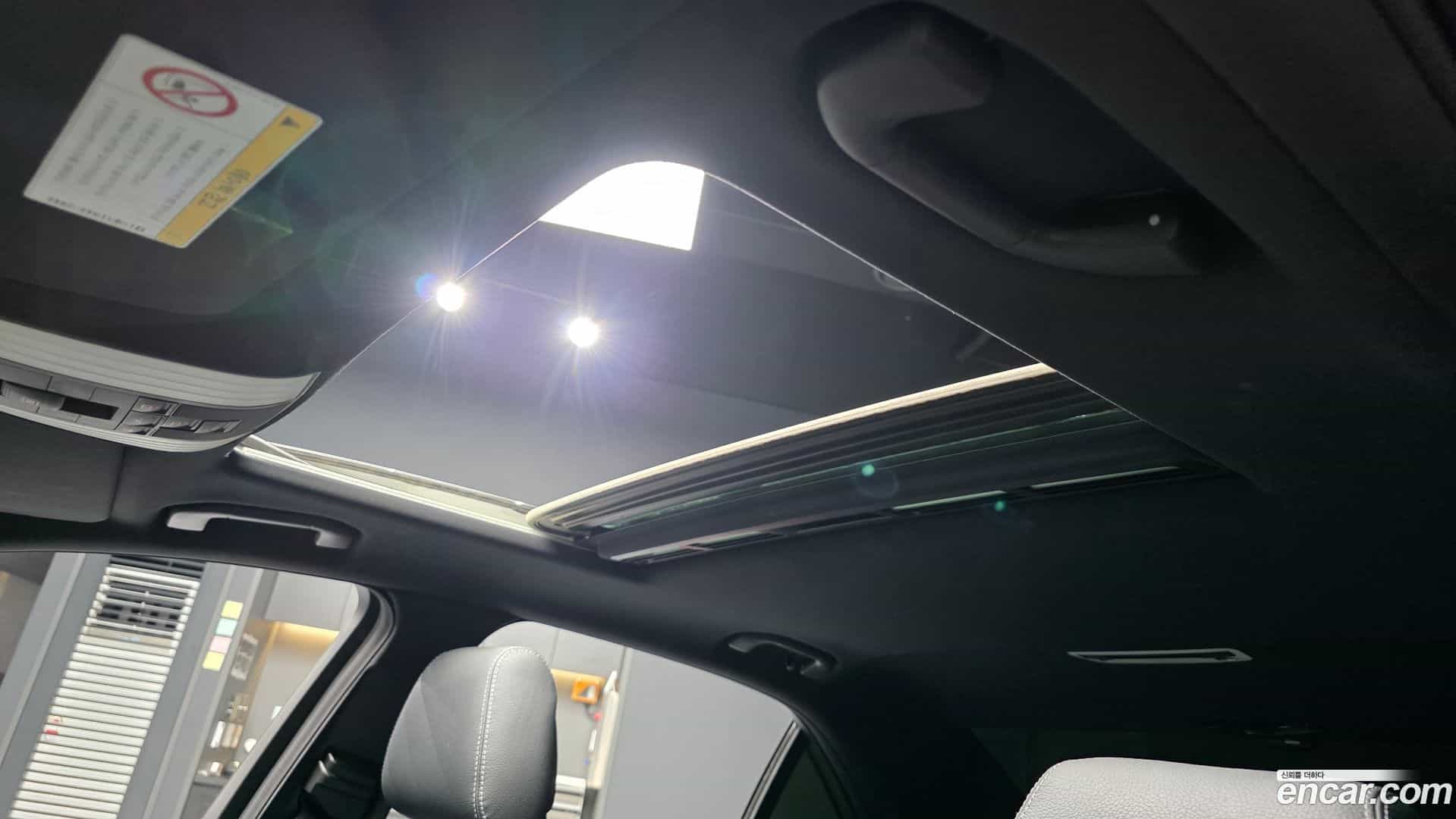 E-Class Mercedes-Benz 2015.4-OPTION-023