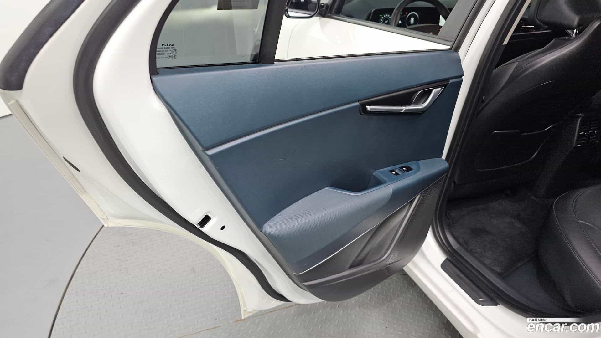 Niro Kia 2024.4-INNER-035