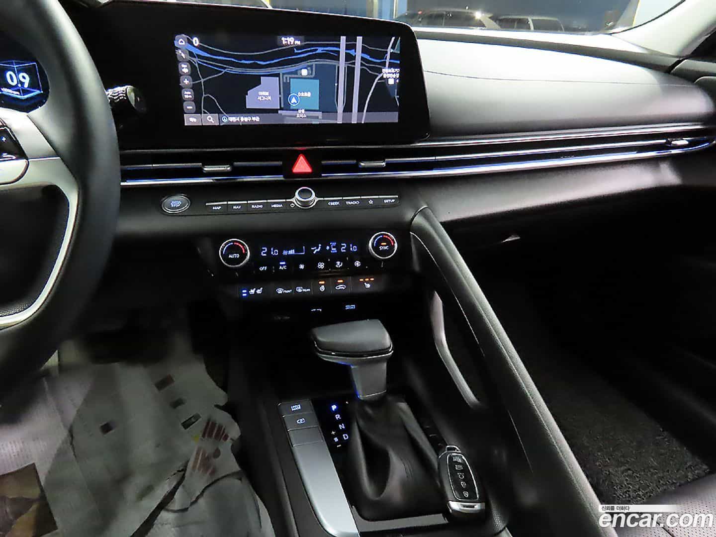 AVANTE Hyundai 2021.3-OPTION-022
