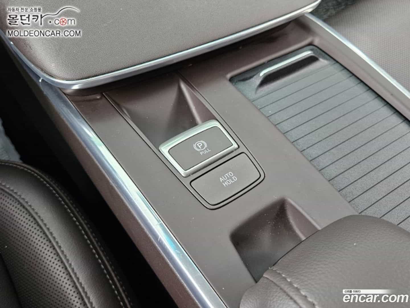 Grandeur Hyundai 2020.3-OPTION-018