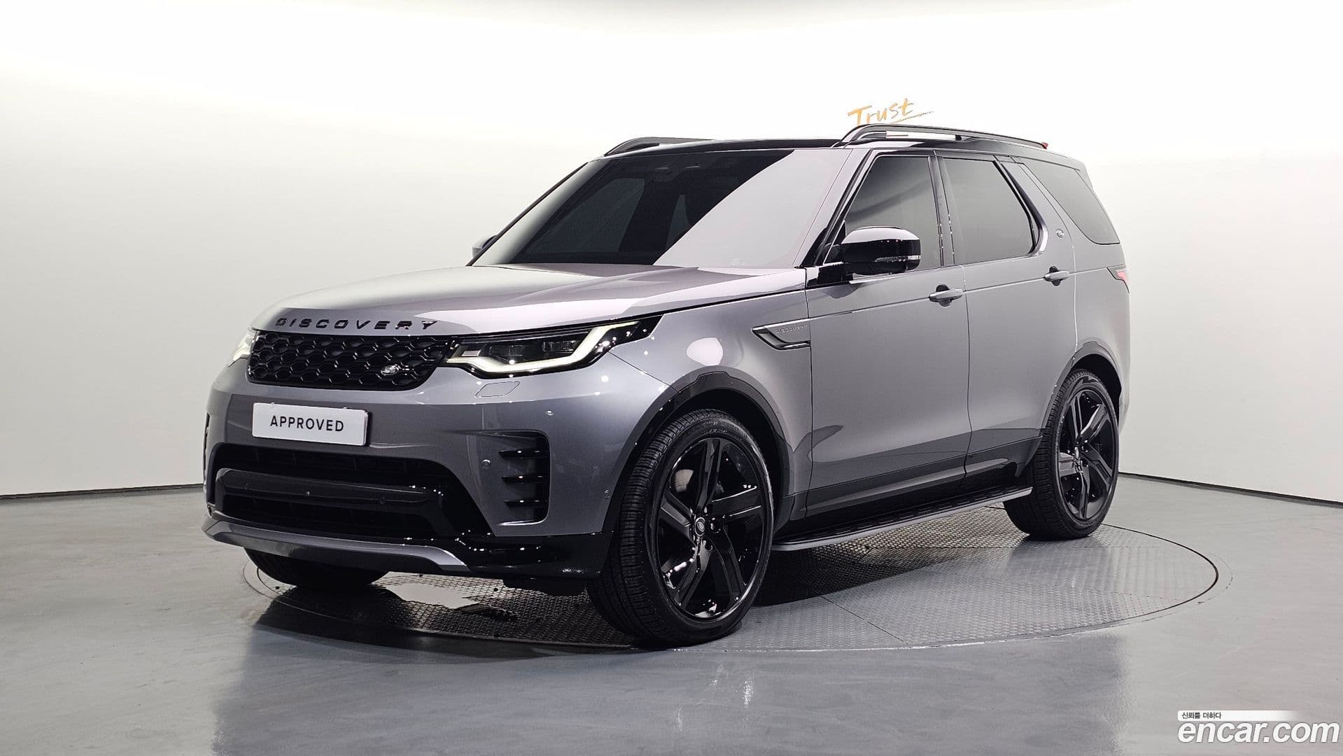 Main__Slider__Photo:Discovery Land Rover 2026.3-0