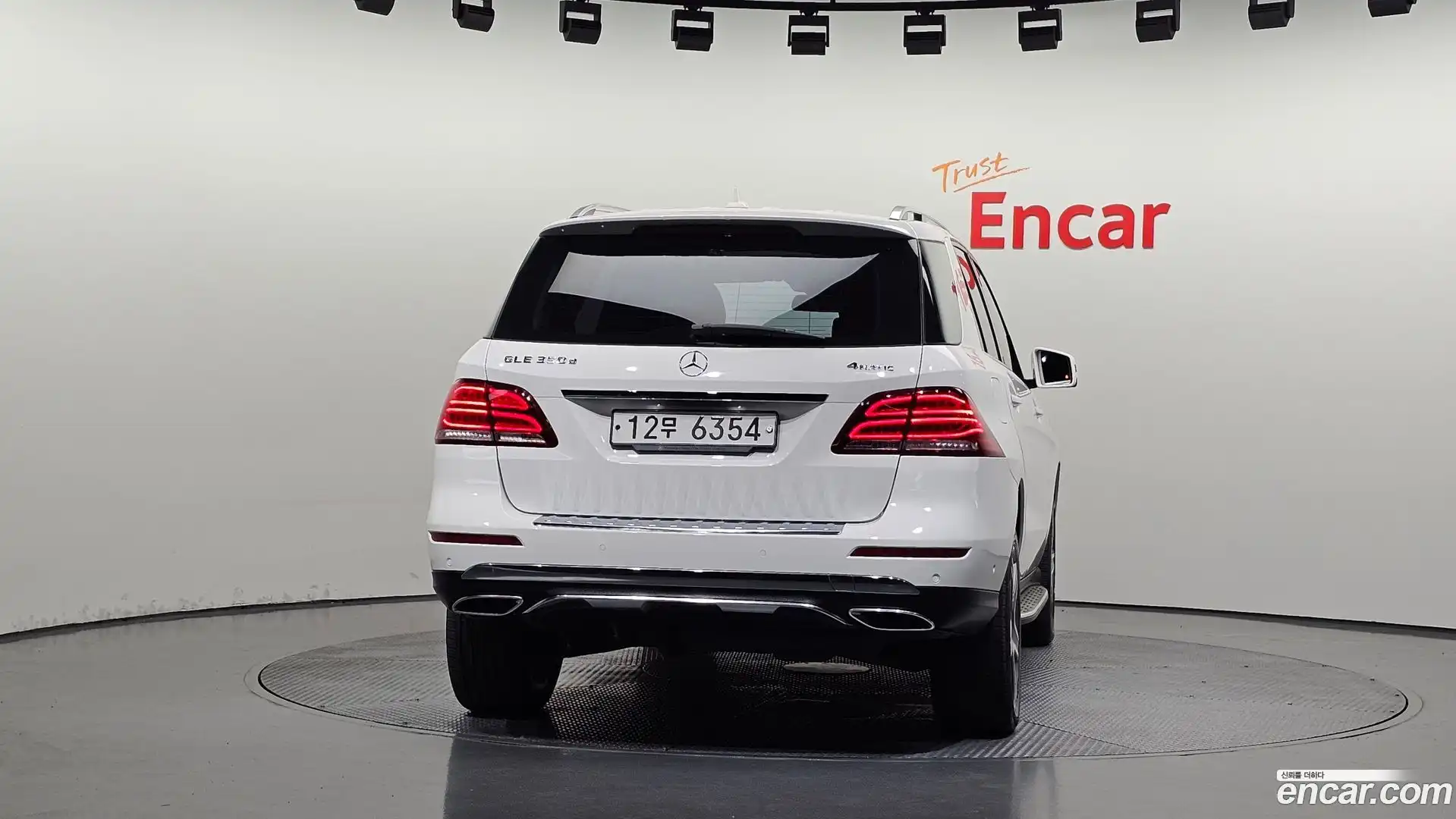 GLE-Class Mercedes-Benz 2018.9-OUTER-004