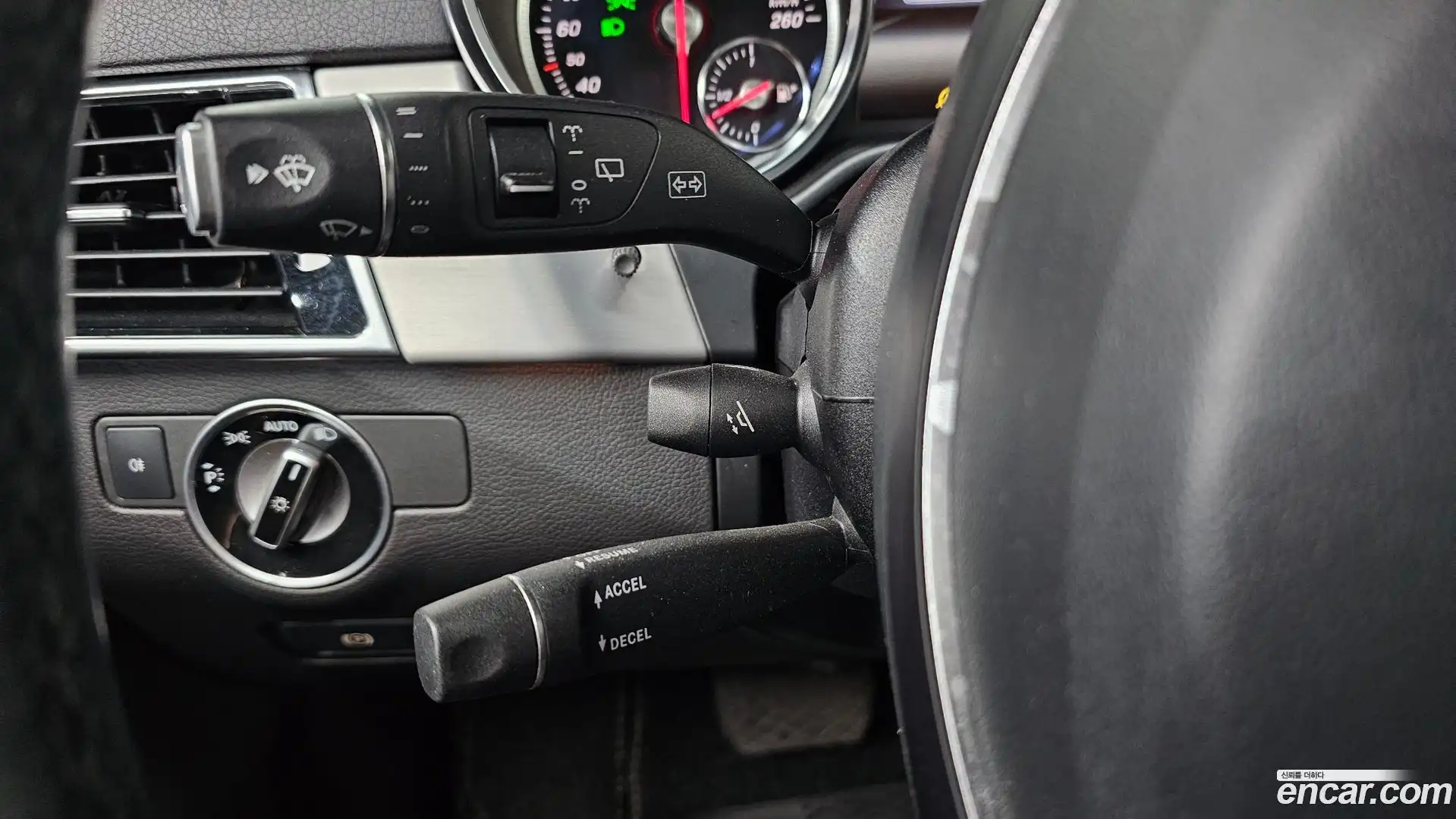 GLE-Class Mercedes-Benz 2018.9-OPTION-018