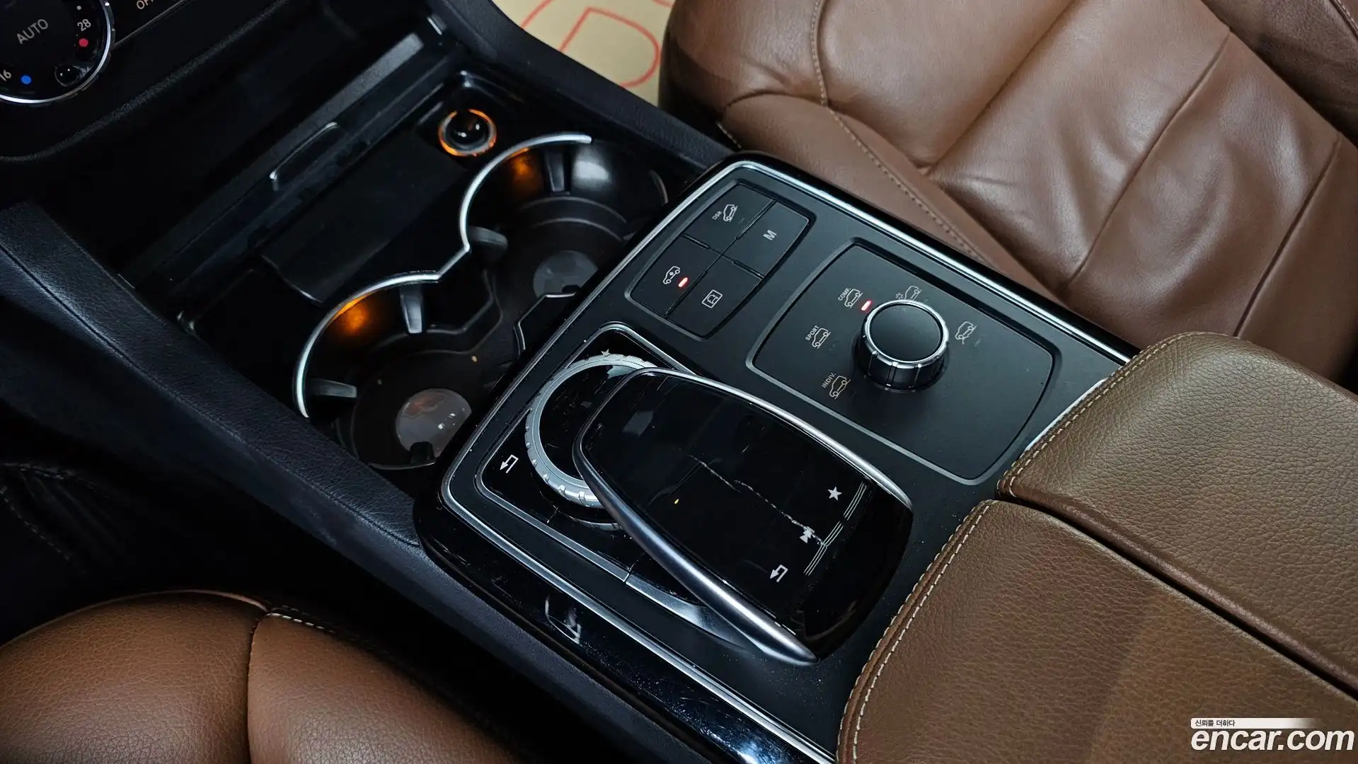 GLE-Class Mercedes-Benz 2018.9-OPTION-022