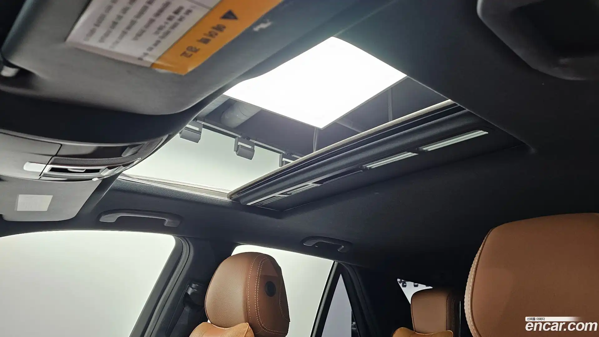 GLE-Class Mercedes-Benz 2018.9-OPTION-023