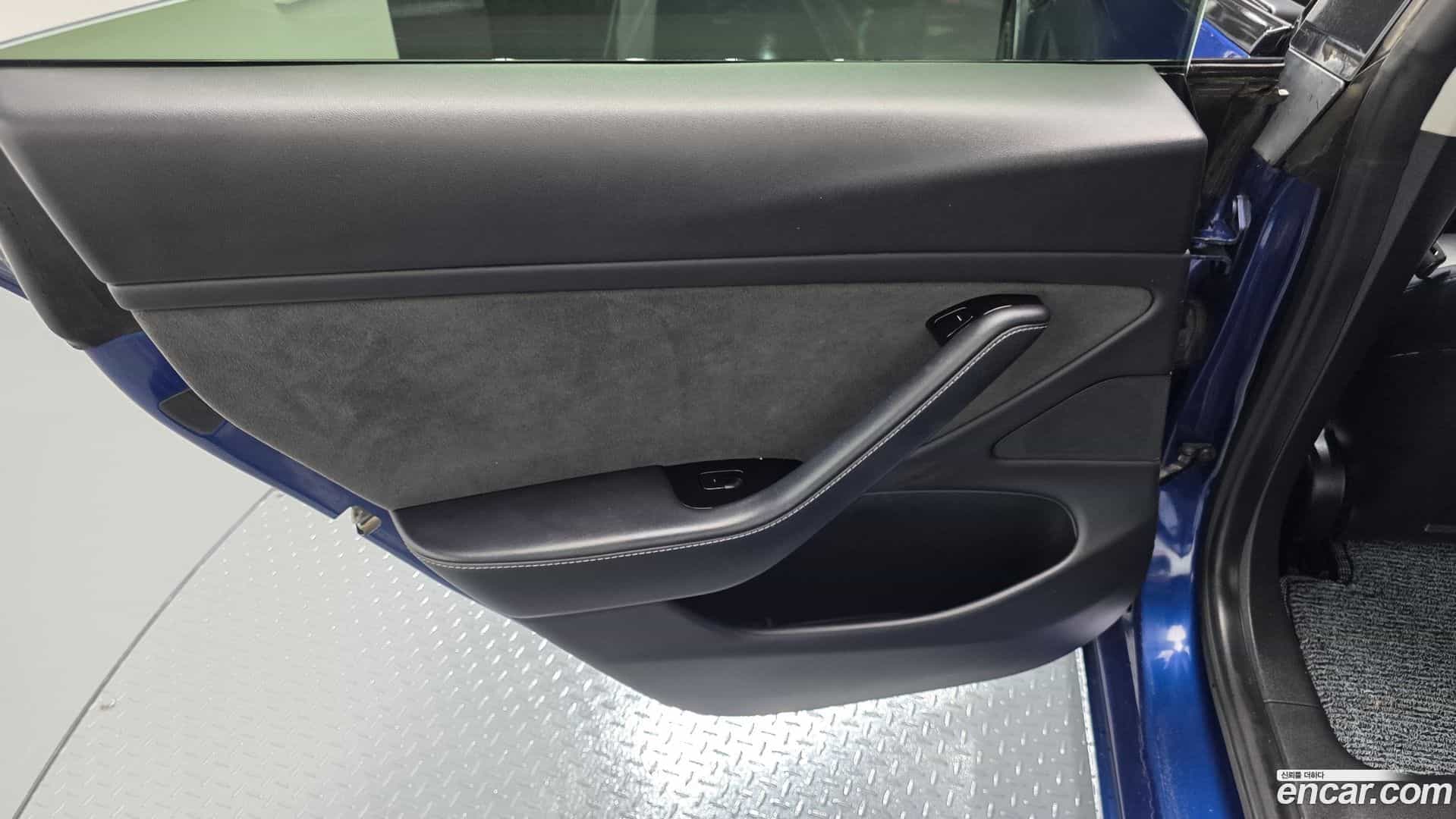 Model 3 Tesla 2020.6-INNER-035