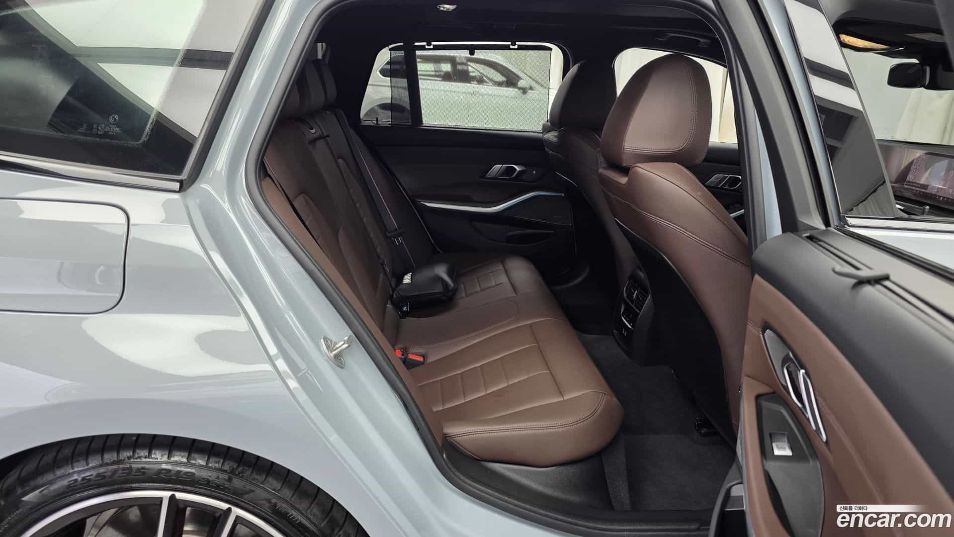 3-Series BMW 2024.10-OPTION-016
