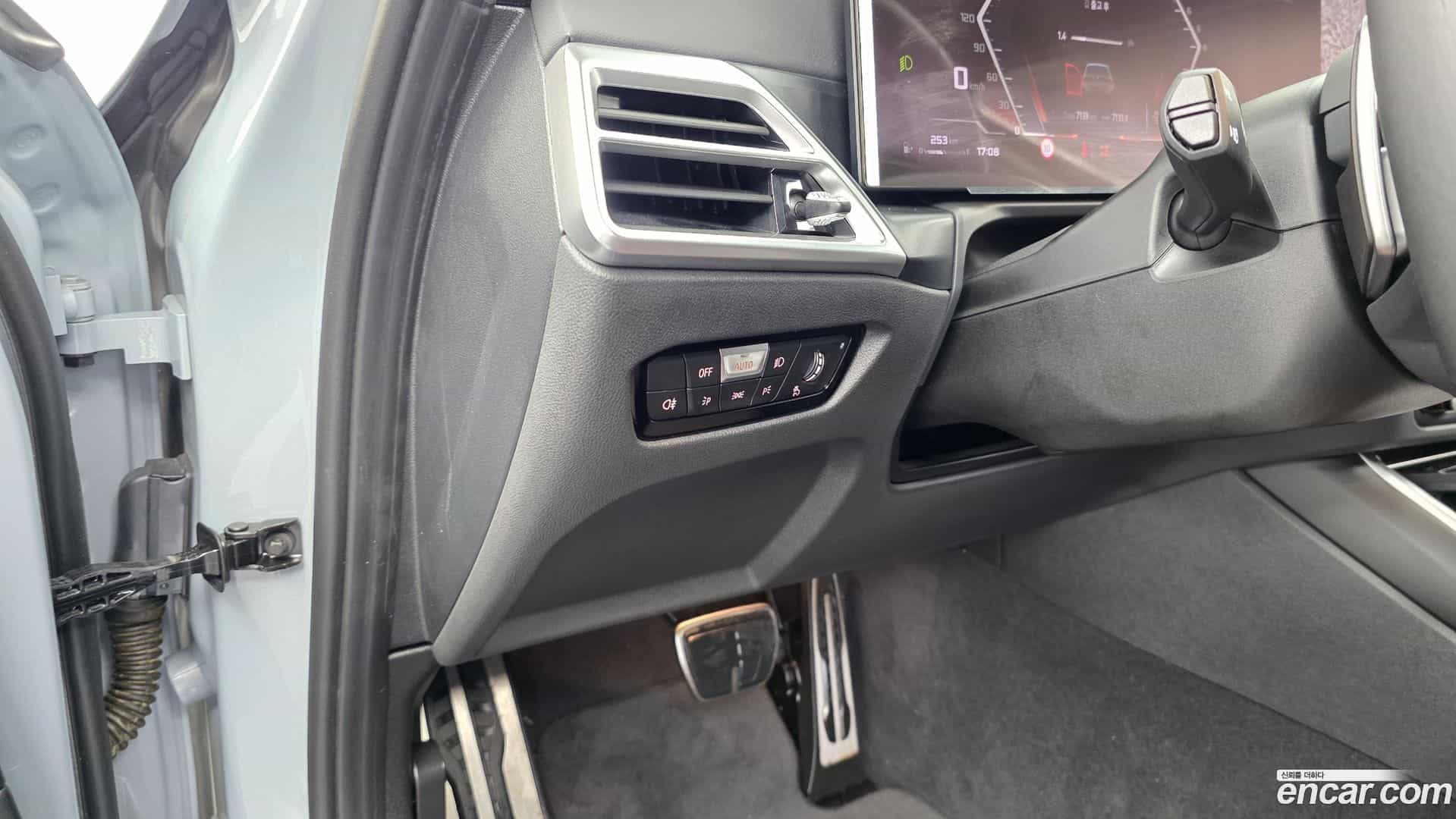 3-Series BMW 2024.10-OPTION-040