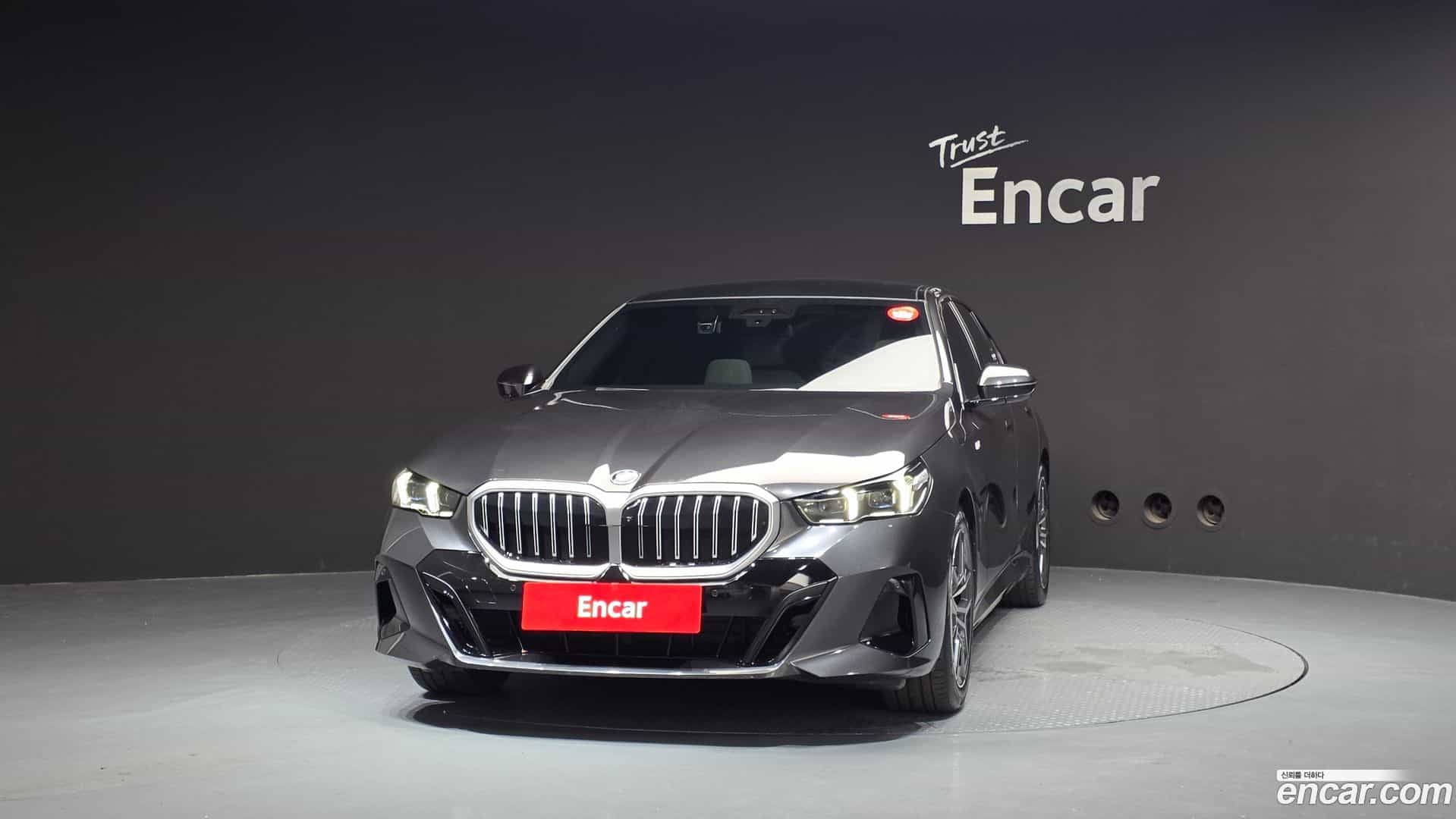 5-Series BMW 2025.9-OUTER-003