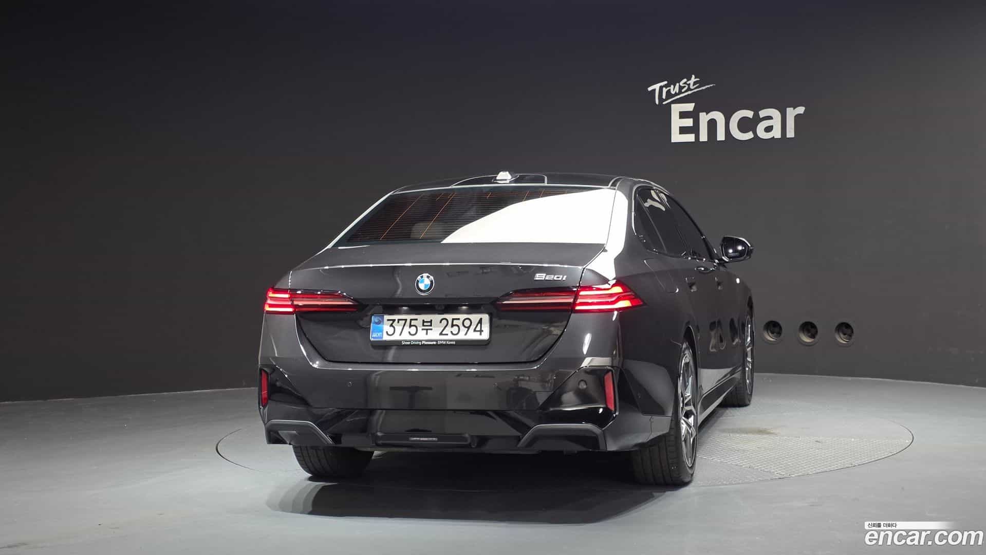 5-Series BMW 2025.9-OUTER-004