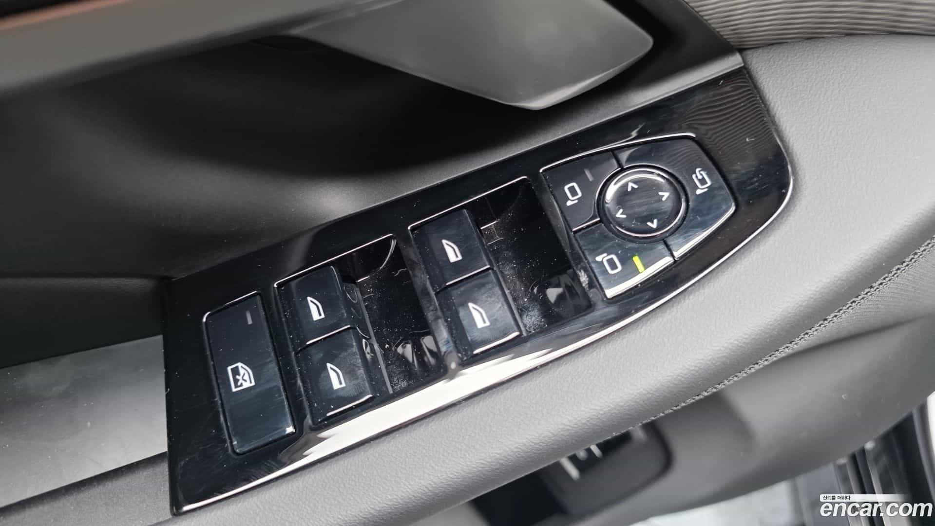 5-Series BMW 2025.9-OPTION-018