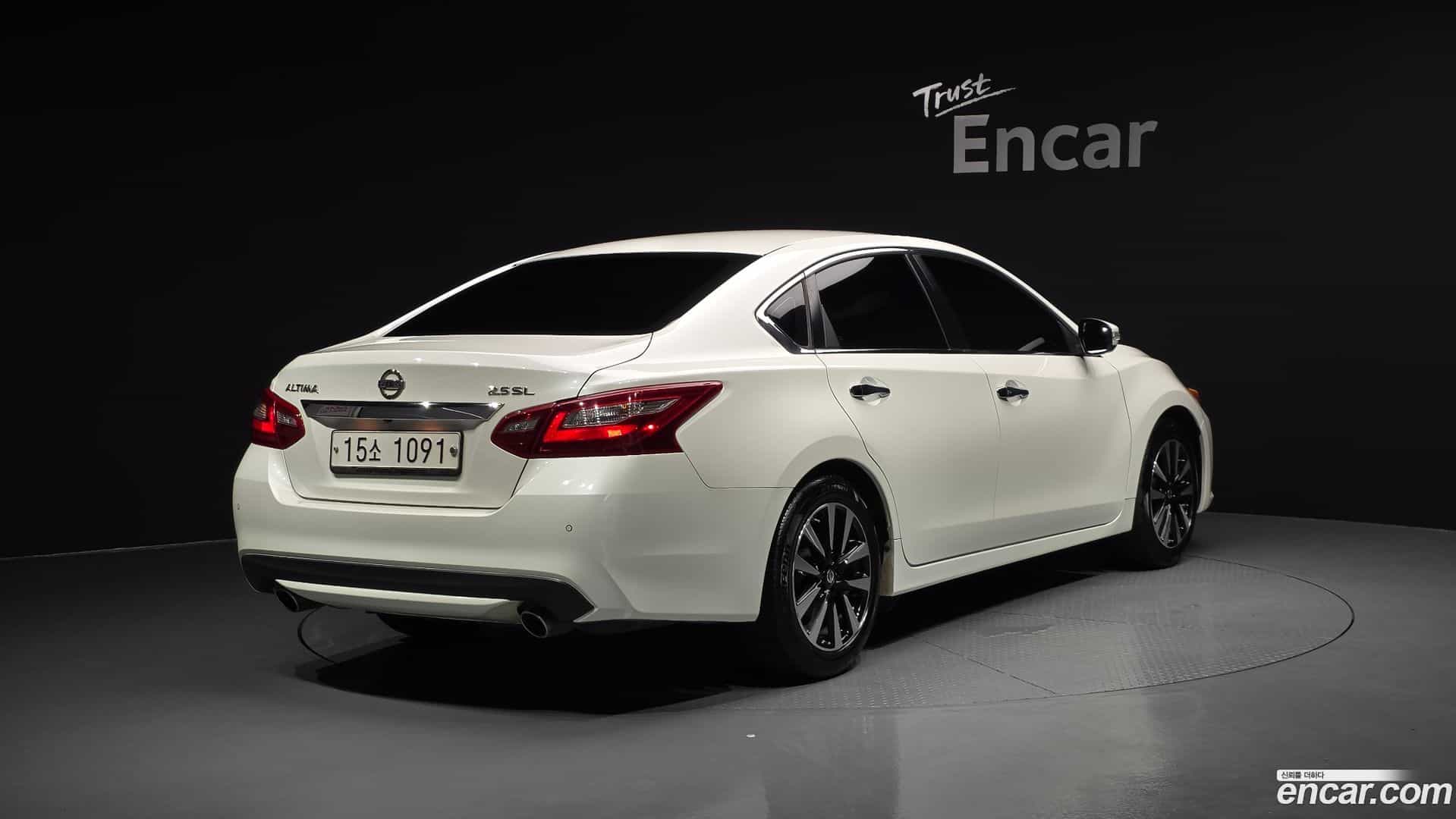 Altima Nissan 2018.7-OUTER-002