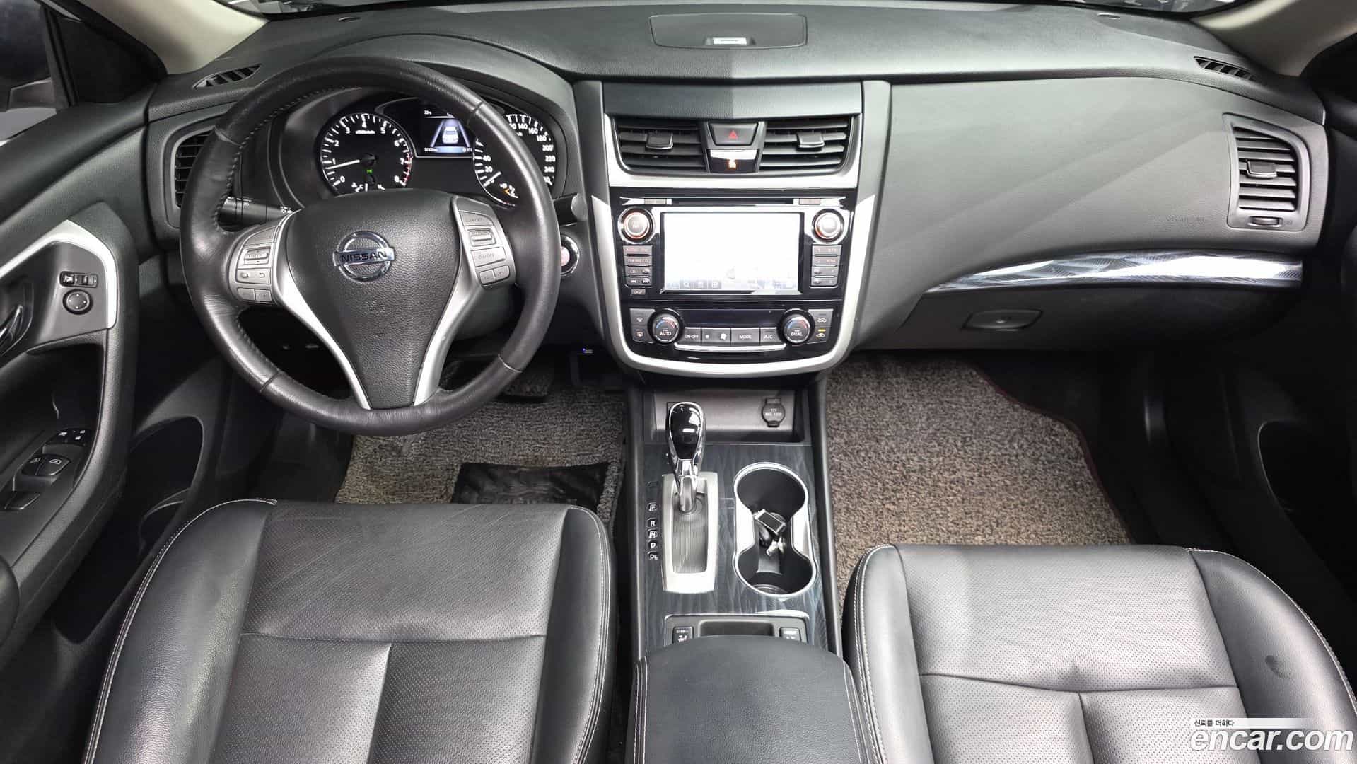 Altima Nissan 2018.7-INNER-007