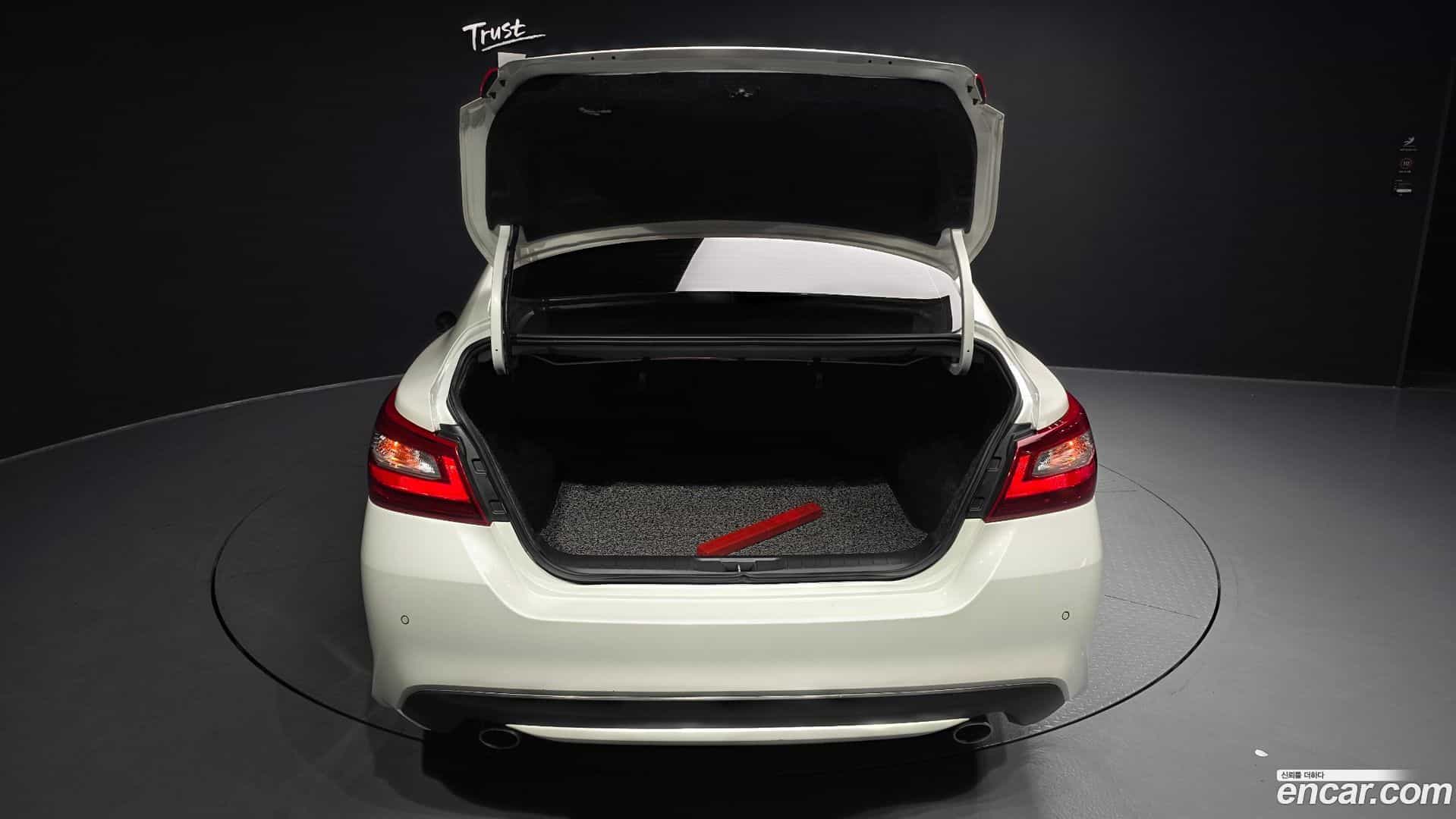 Altima Nissan 2018.7-OPTION-024