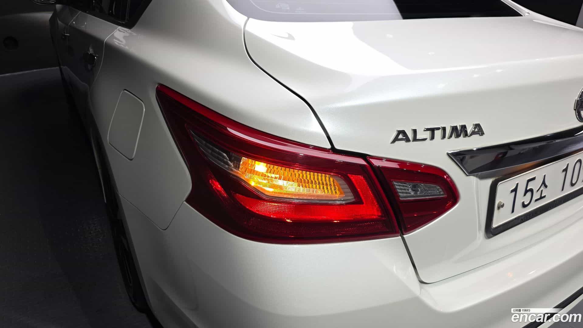 Altima Nissan 2018.7-OUTER-033