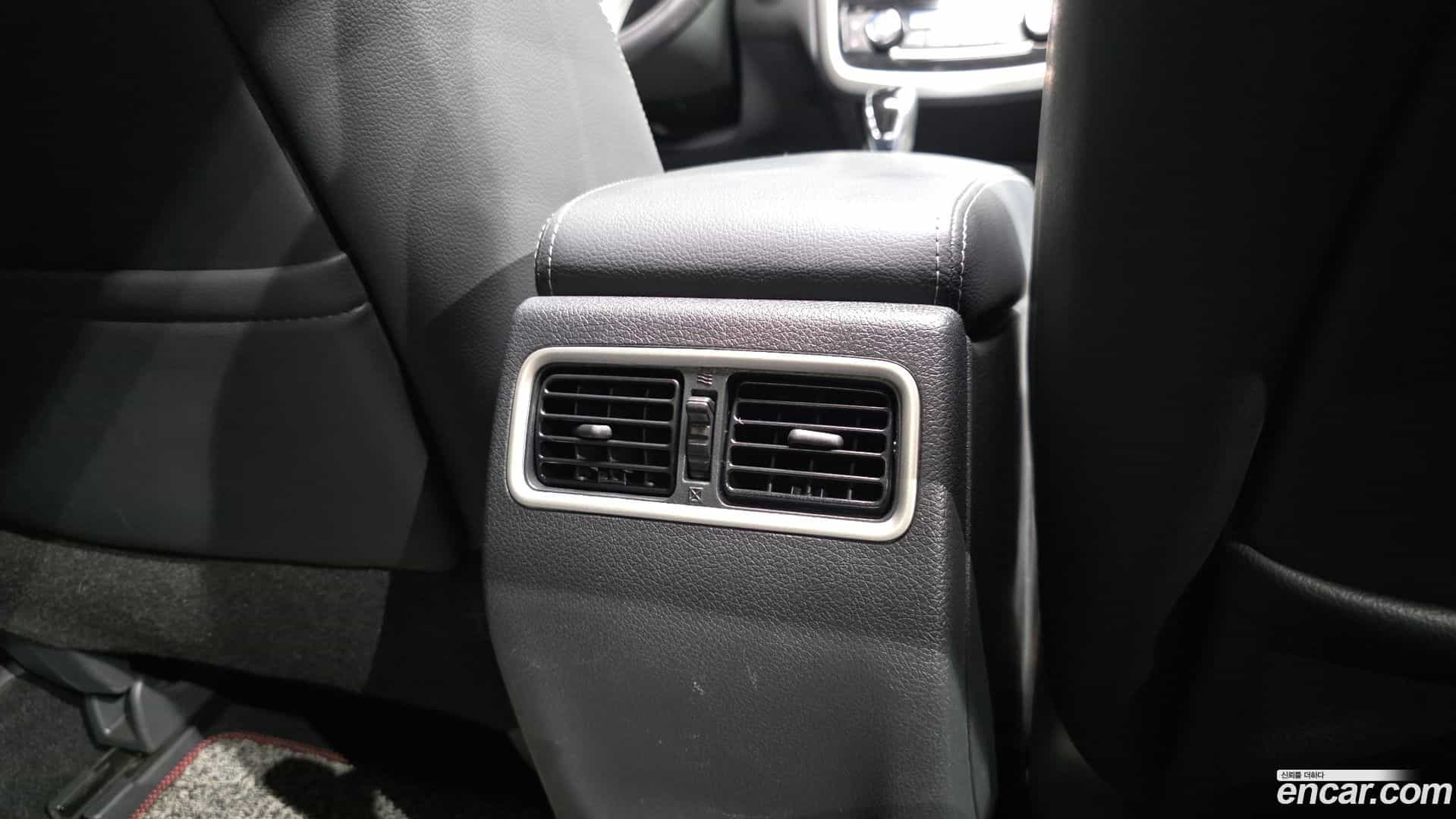 Altima Nissan 2018.7-OPTION-048