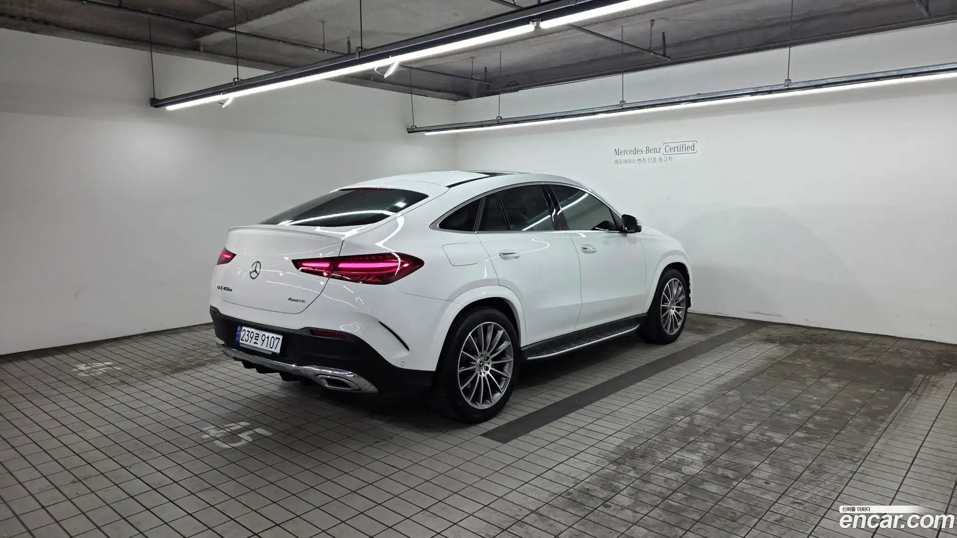 GLE-Class Mercedes-Benz 2023.11-OUTER-002