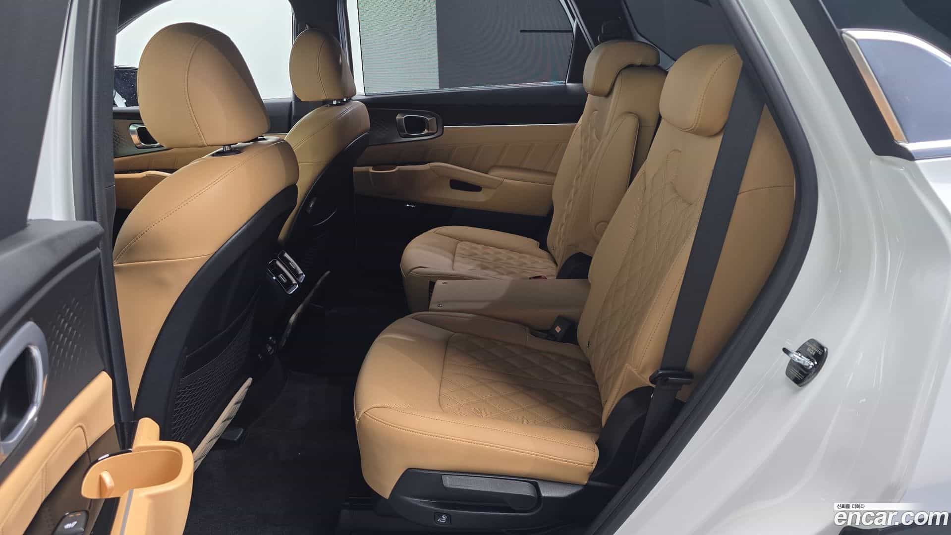 Sorento Kia 2022.4-OPTION-017