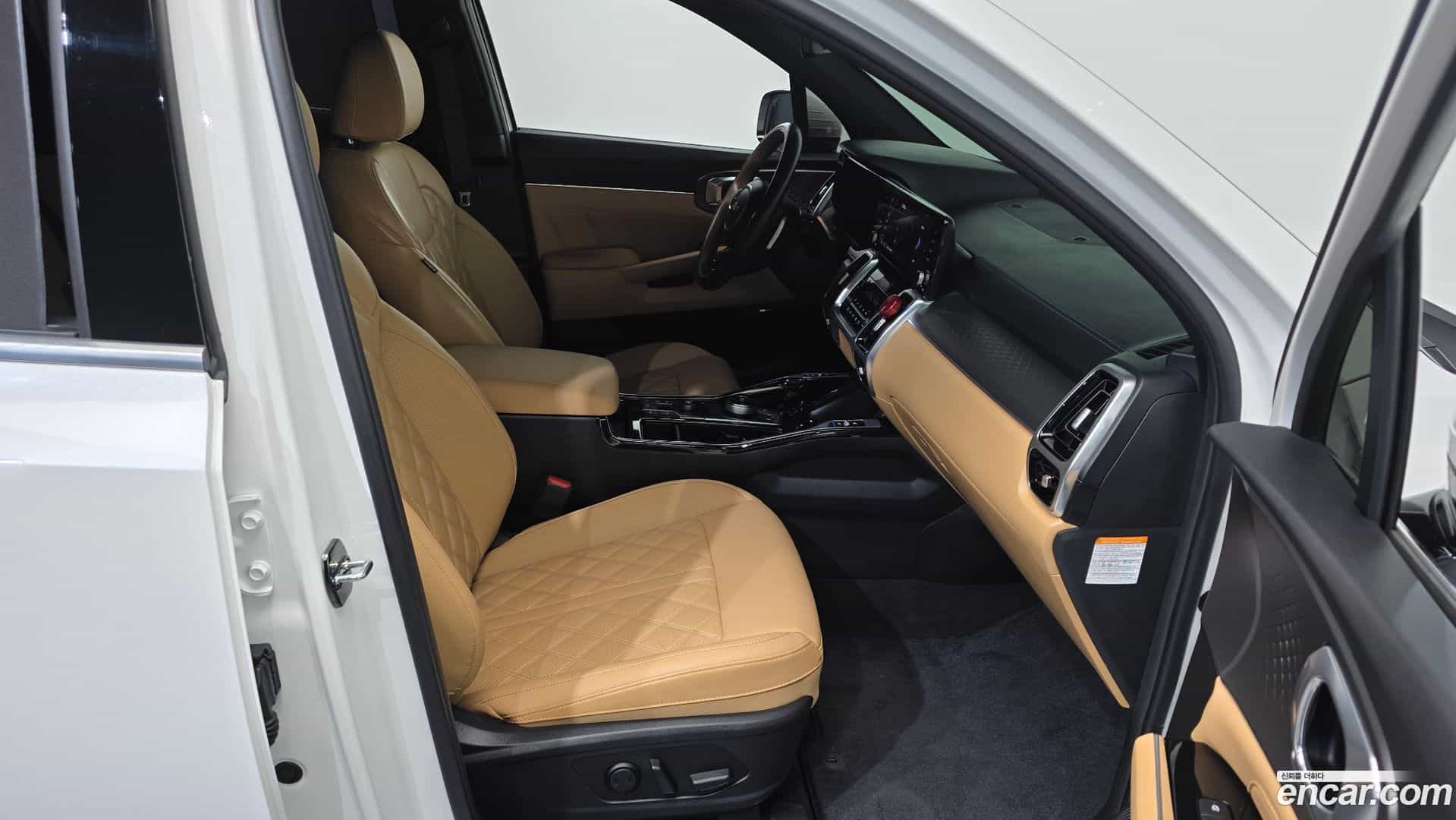 Sorento Kia 2022.4-INNER-036