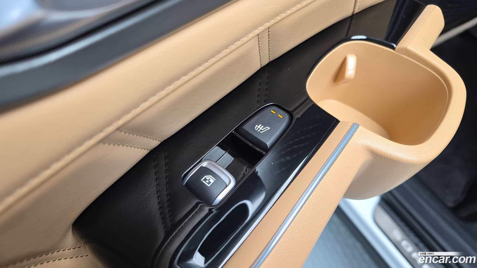 Sorento Kia 2022.4-OPTION-052
