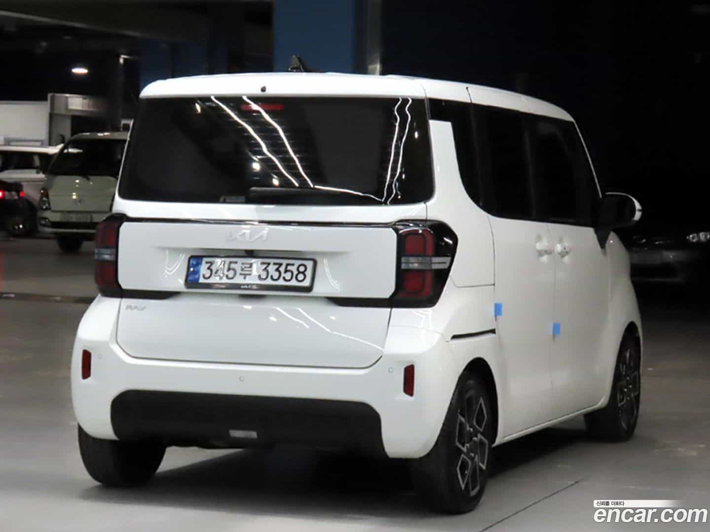 RAY Kia 2023.0-OUTER-002