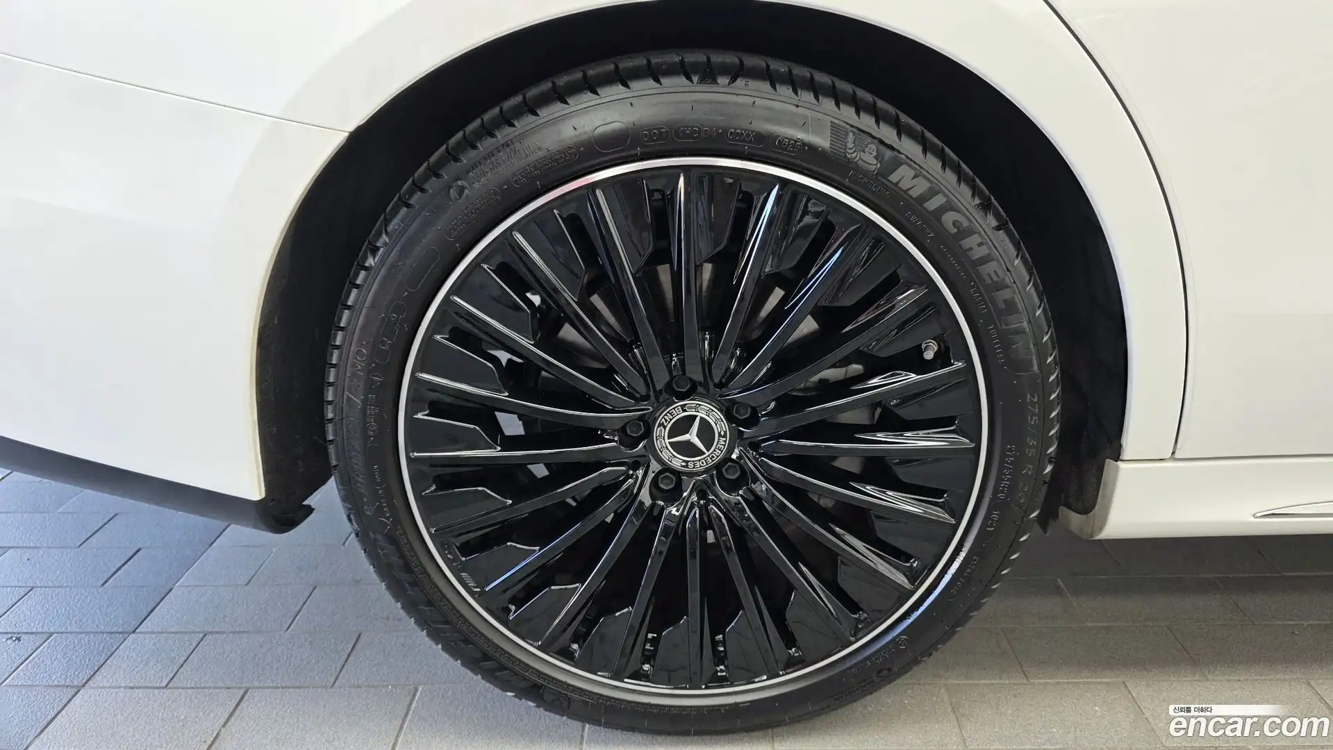 E-Class Mercedes-Benz 2025.4-OUTER-005