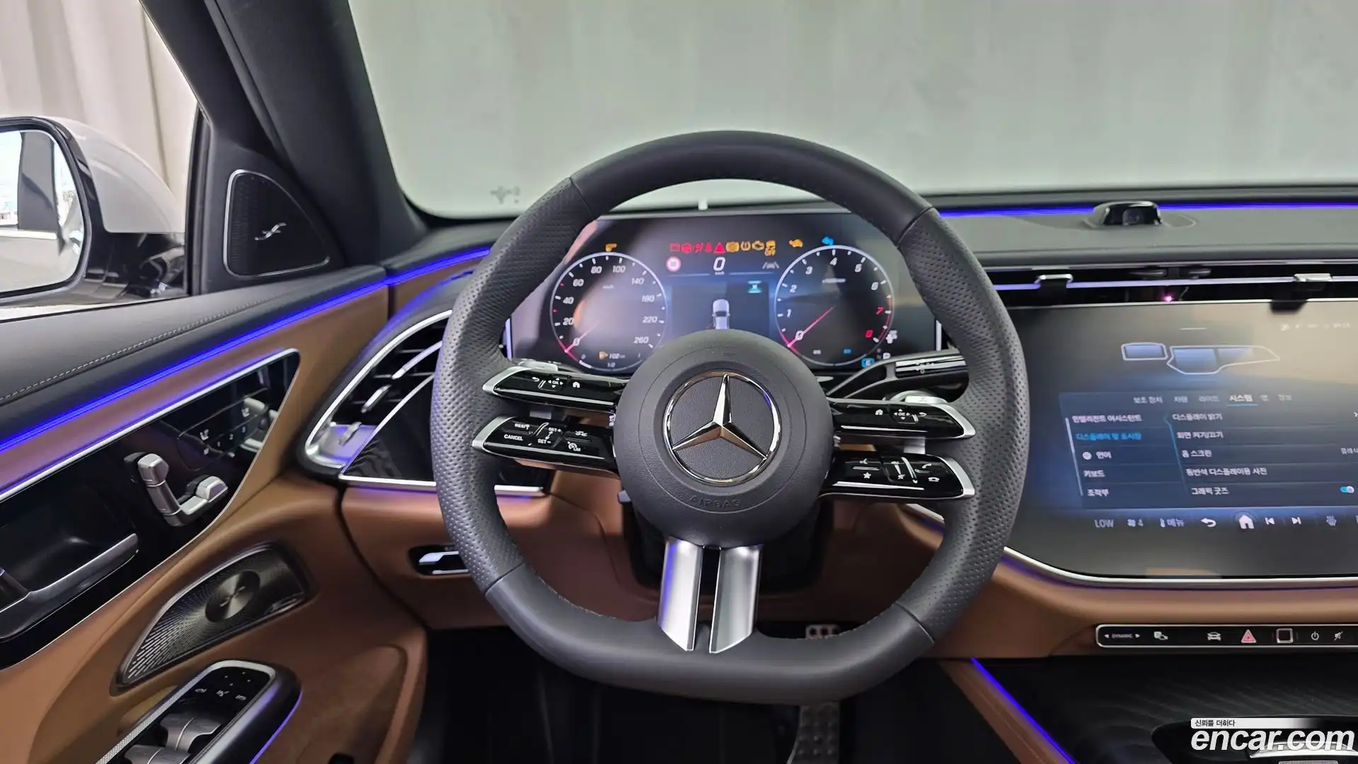 E-Class Mercedes-Benz 2025.4-OPTION-016