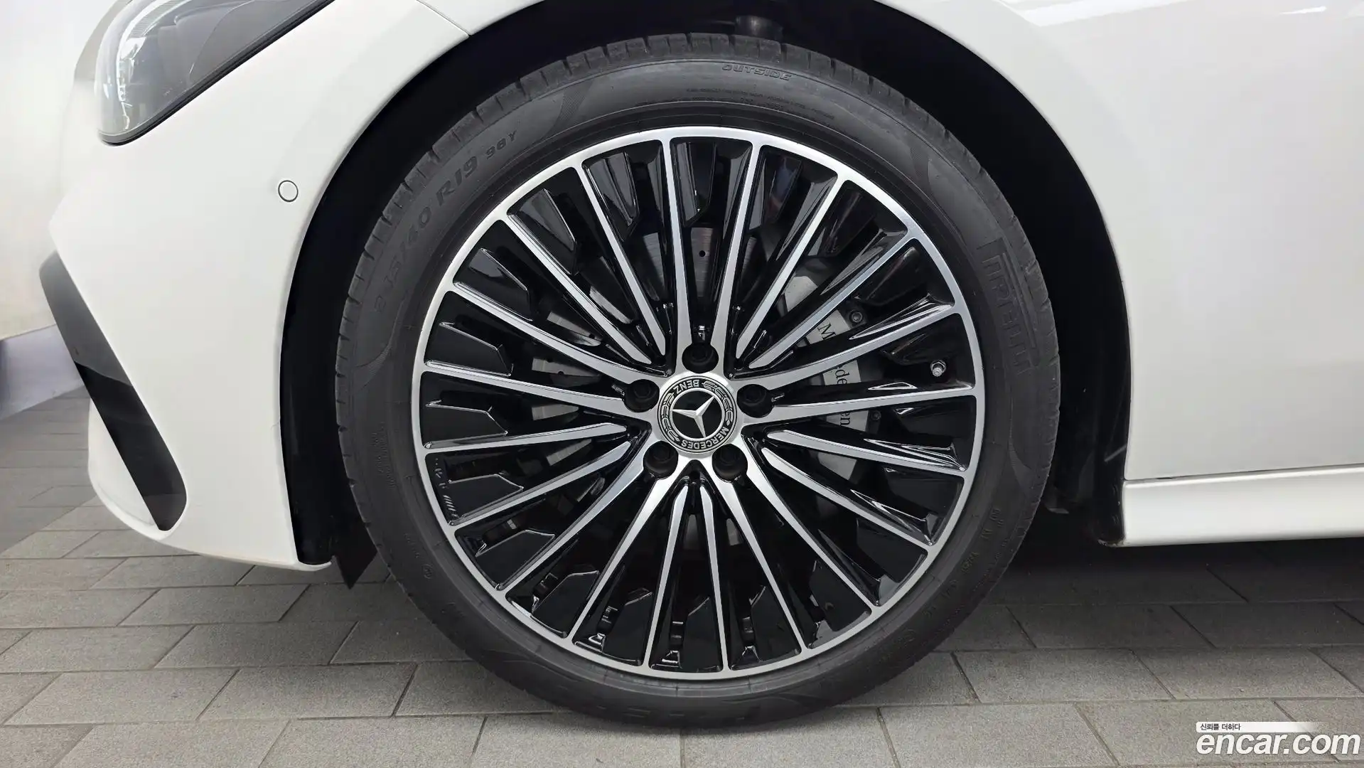 CLE-Class Mercedes-Benz 2025.5-OUTER-005