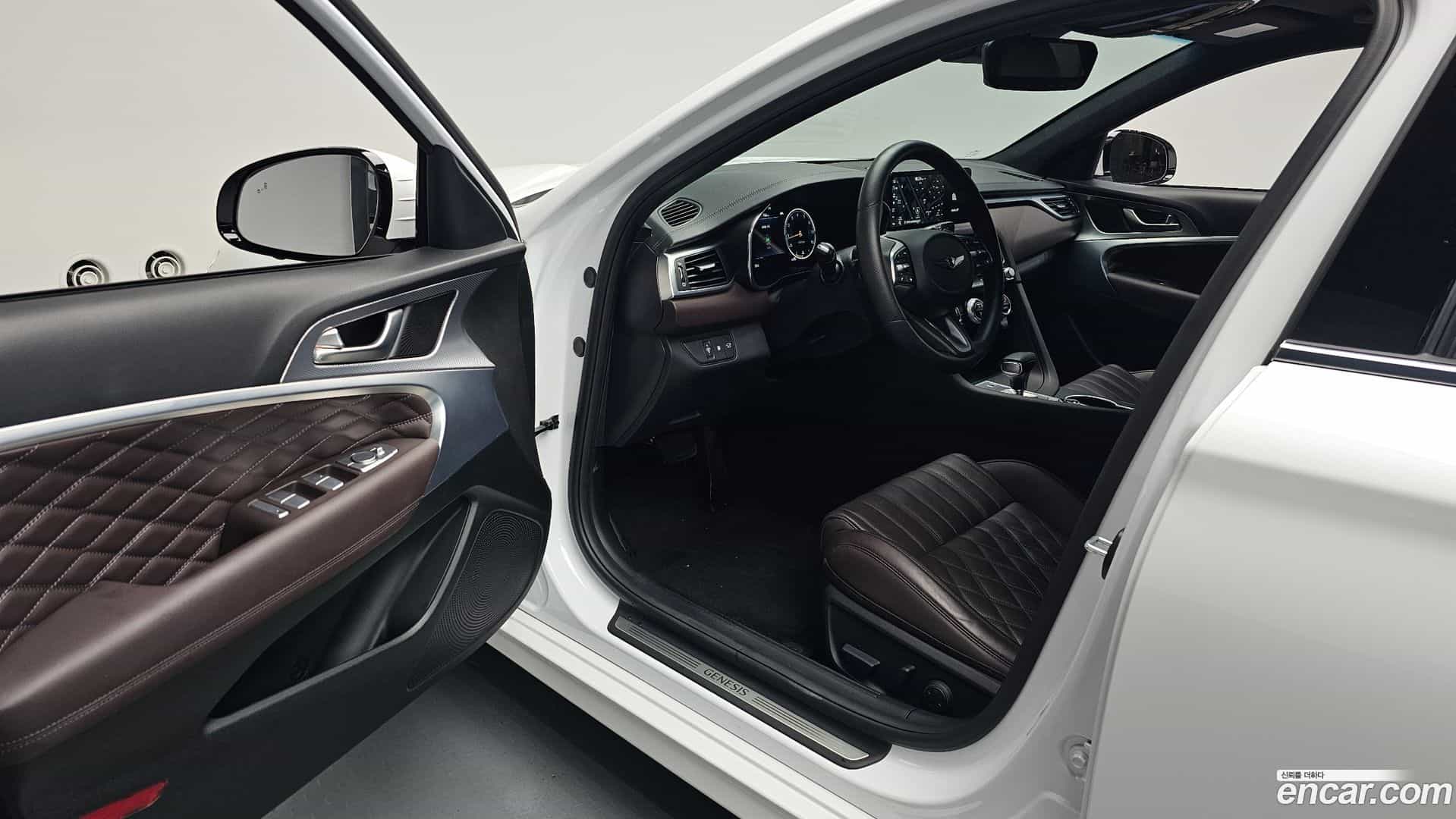 G70 Genesis 2022.4-INNER-010