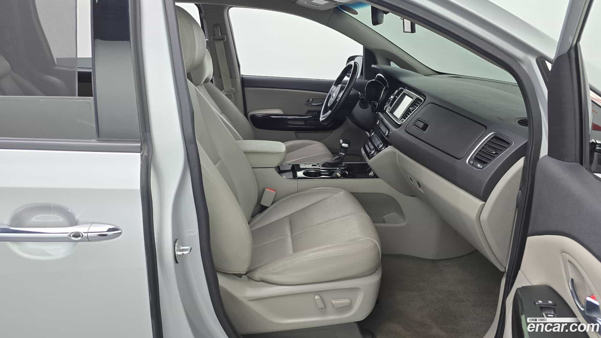 Canival Kia 2019.11-OPTION-015