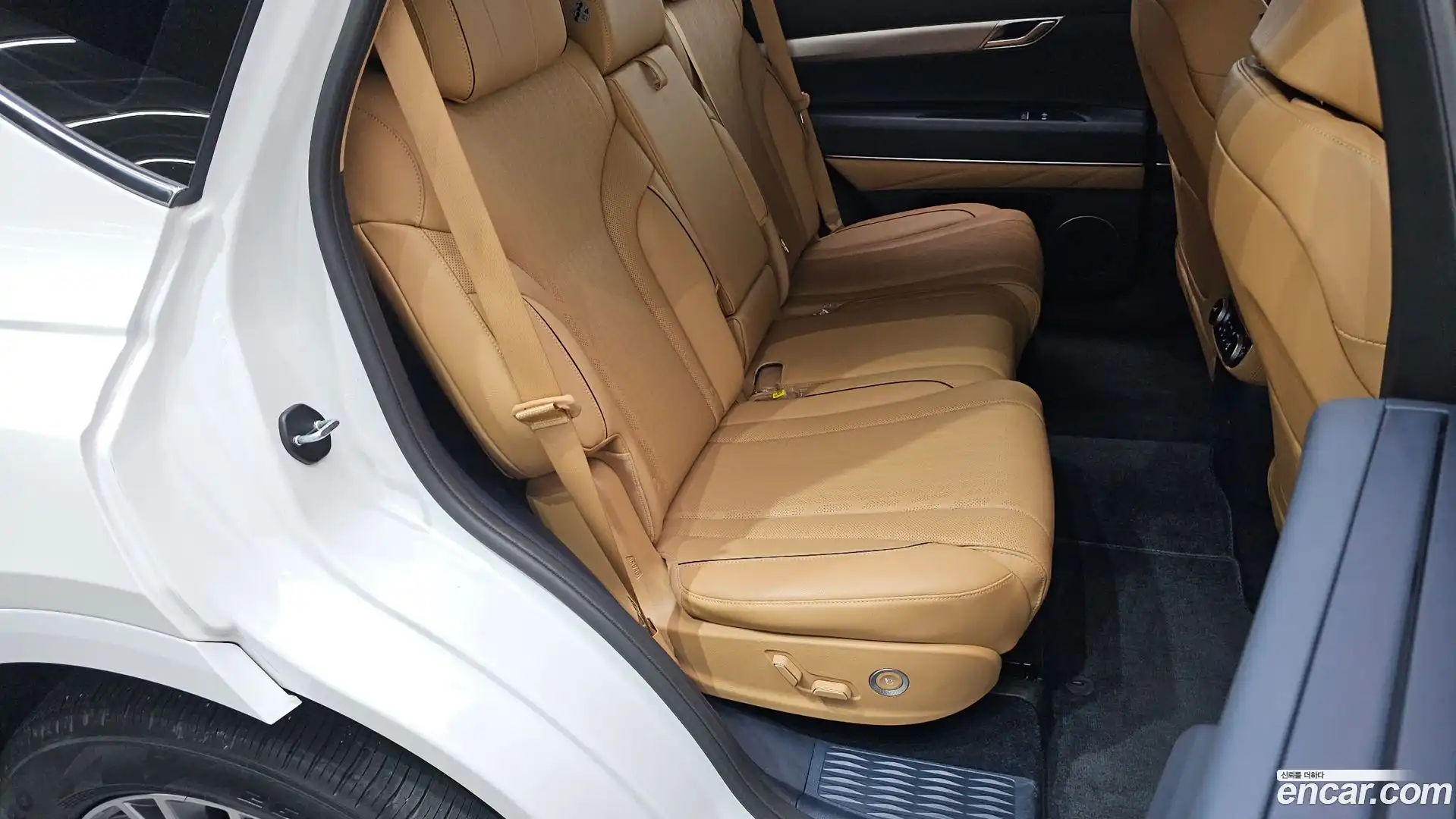 GV80 Genesis 2023.3-OPTION-015