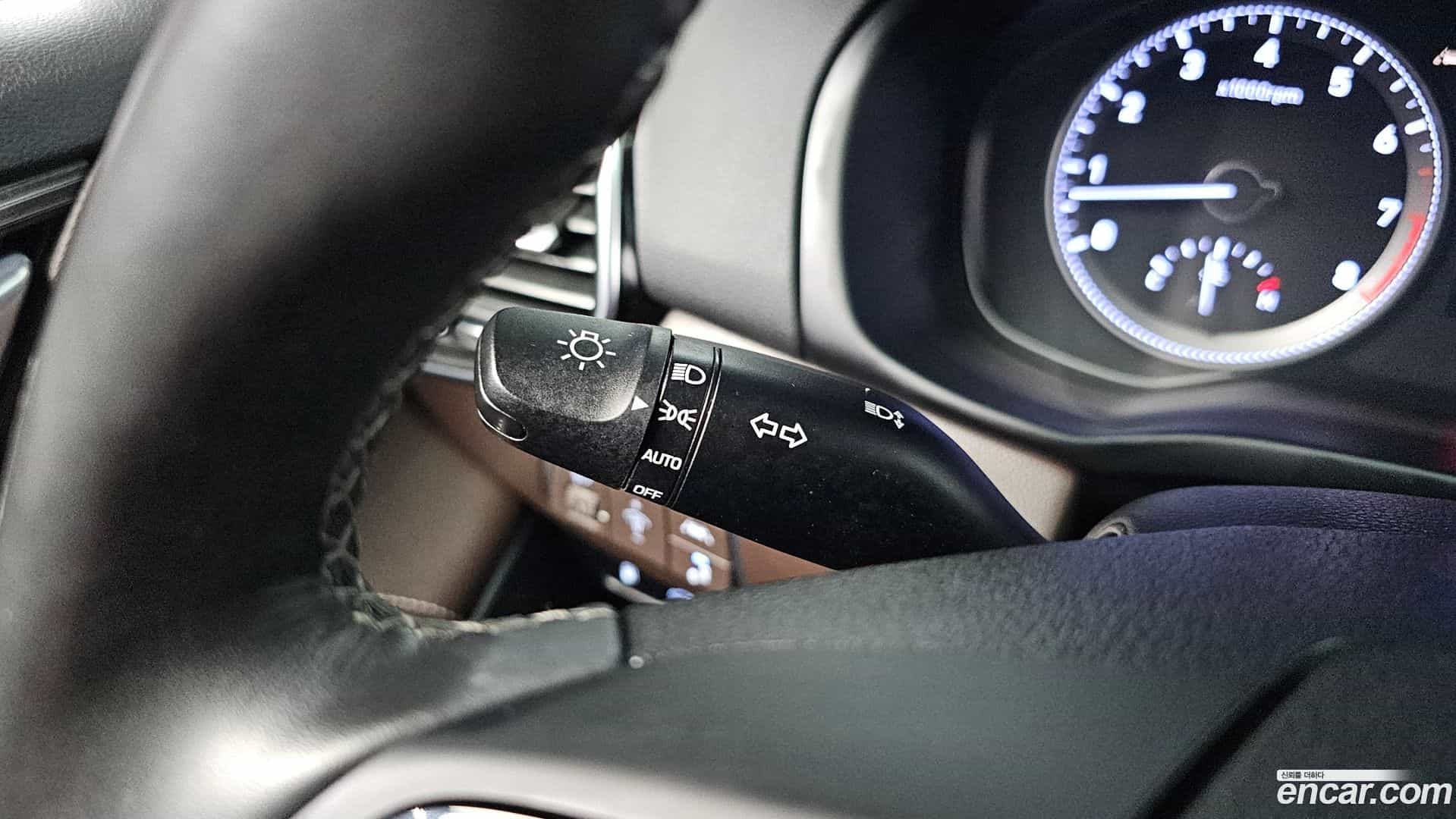 Grandeur Hyundai 2018.2-OPTION-021