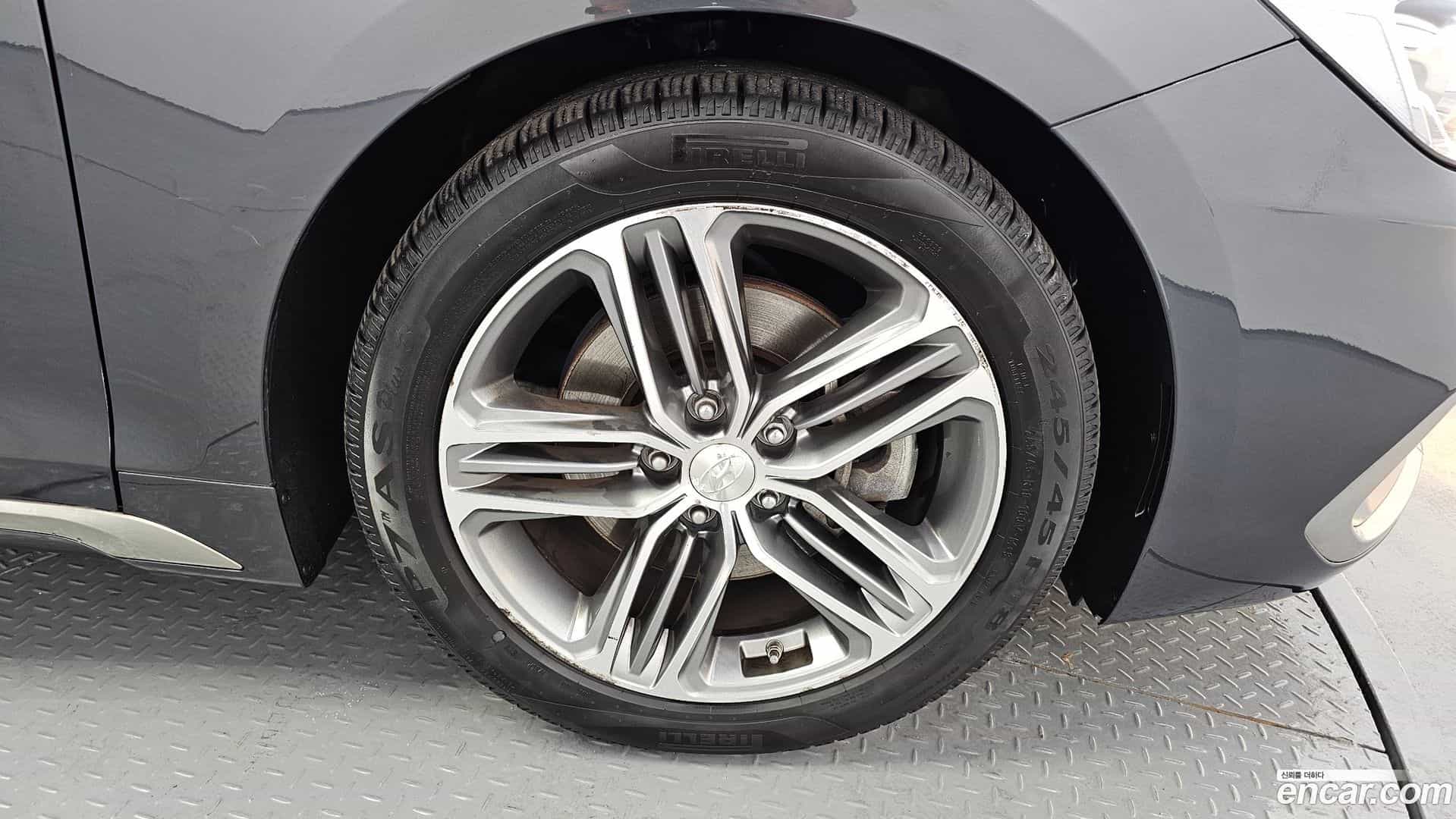 Grandeur Hyundai 2018.2-OUTER-031