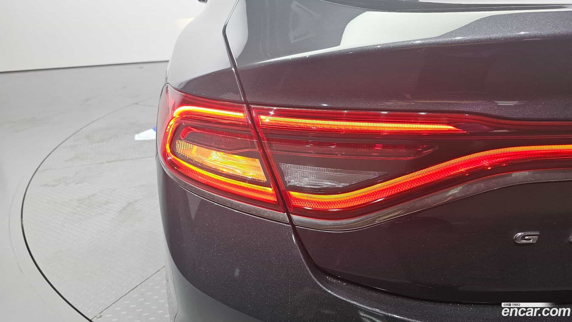 Grandeur Hyundai 2018.2-OUTER-033