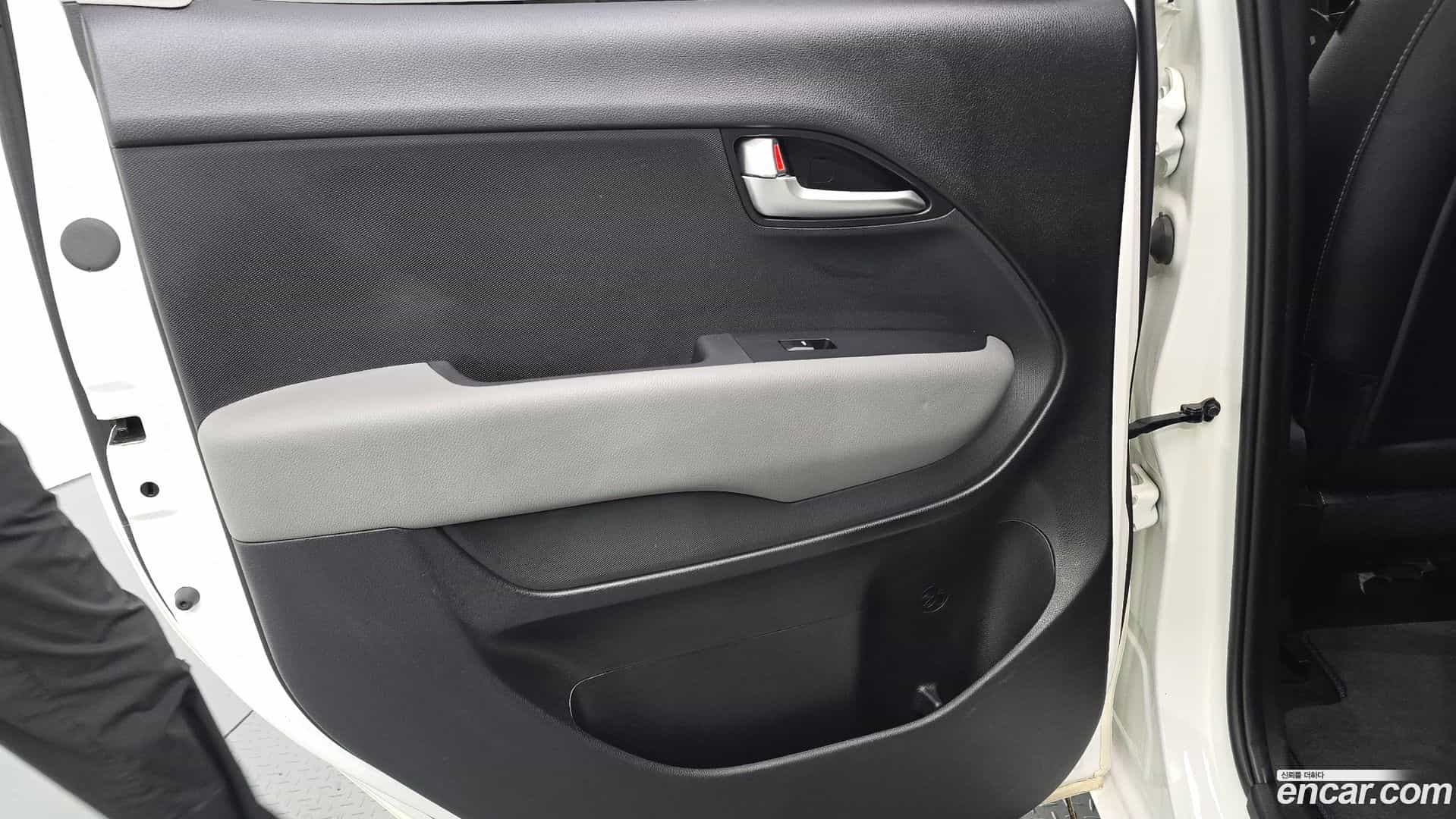 RAY Kia 2023.10-INNER-035