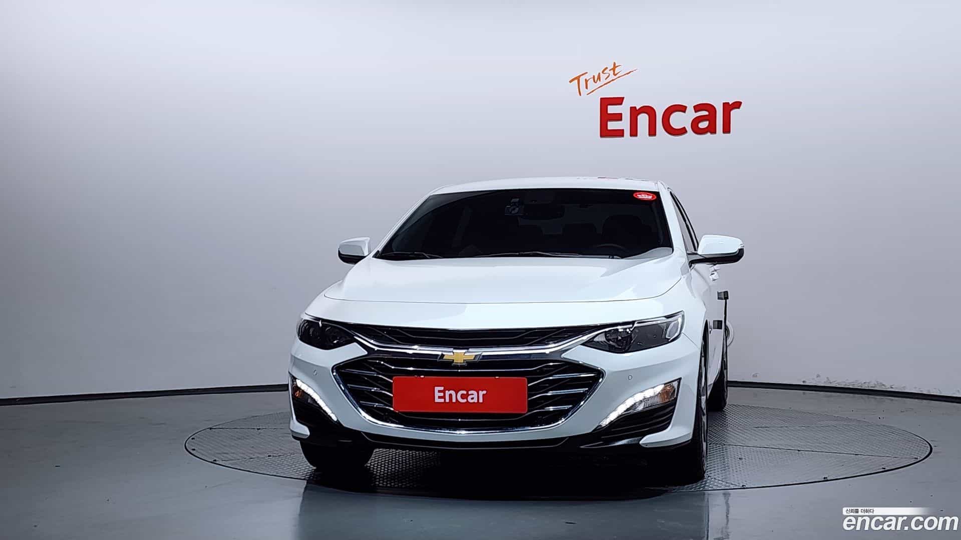 Malibu Chevrolet 2021.5-OUTER-003