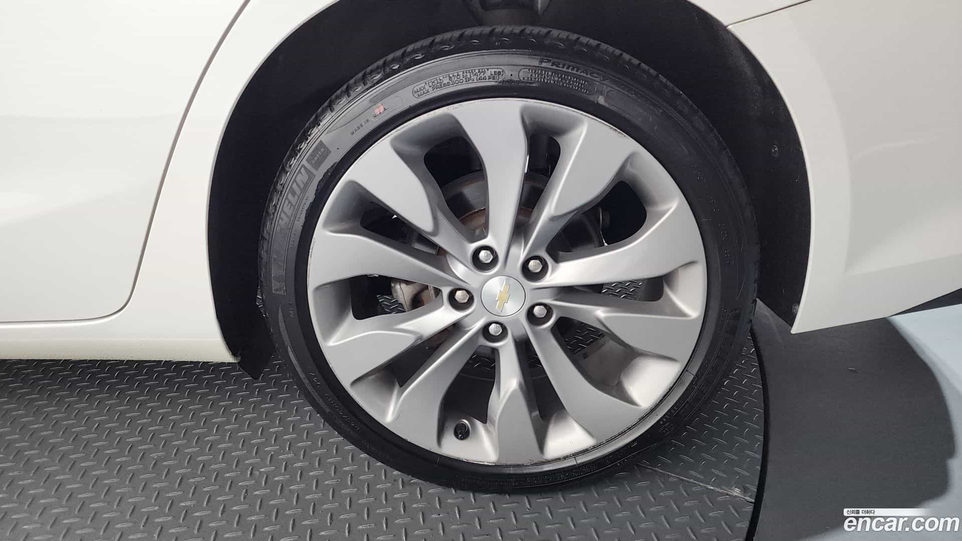 Malibu Chevrolet 2021.5-OUTER-031