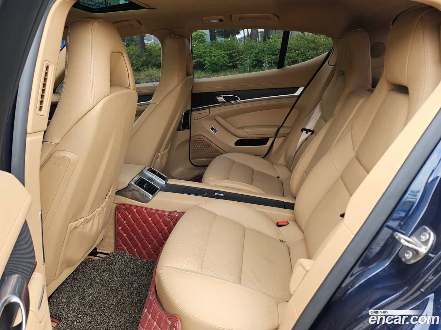 Panamera Porsche 2011.4-INNER-010