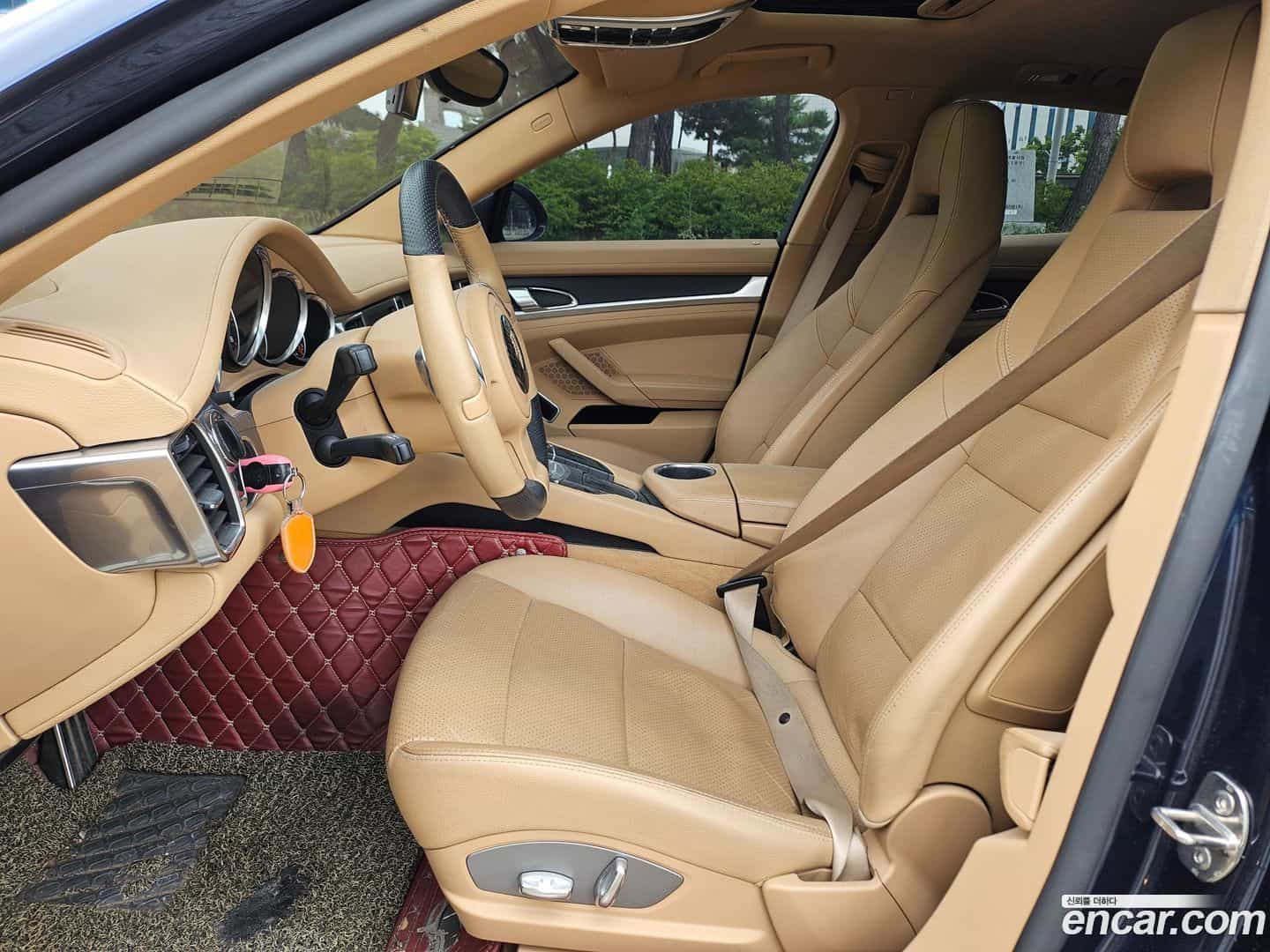 Panamera Porsche 2011.4-OPTION-015
