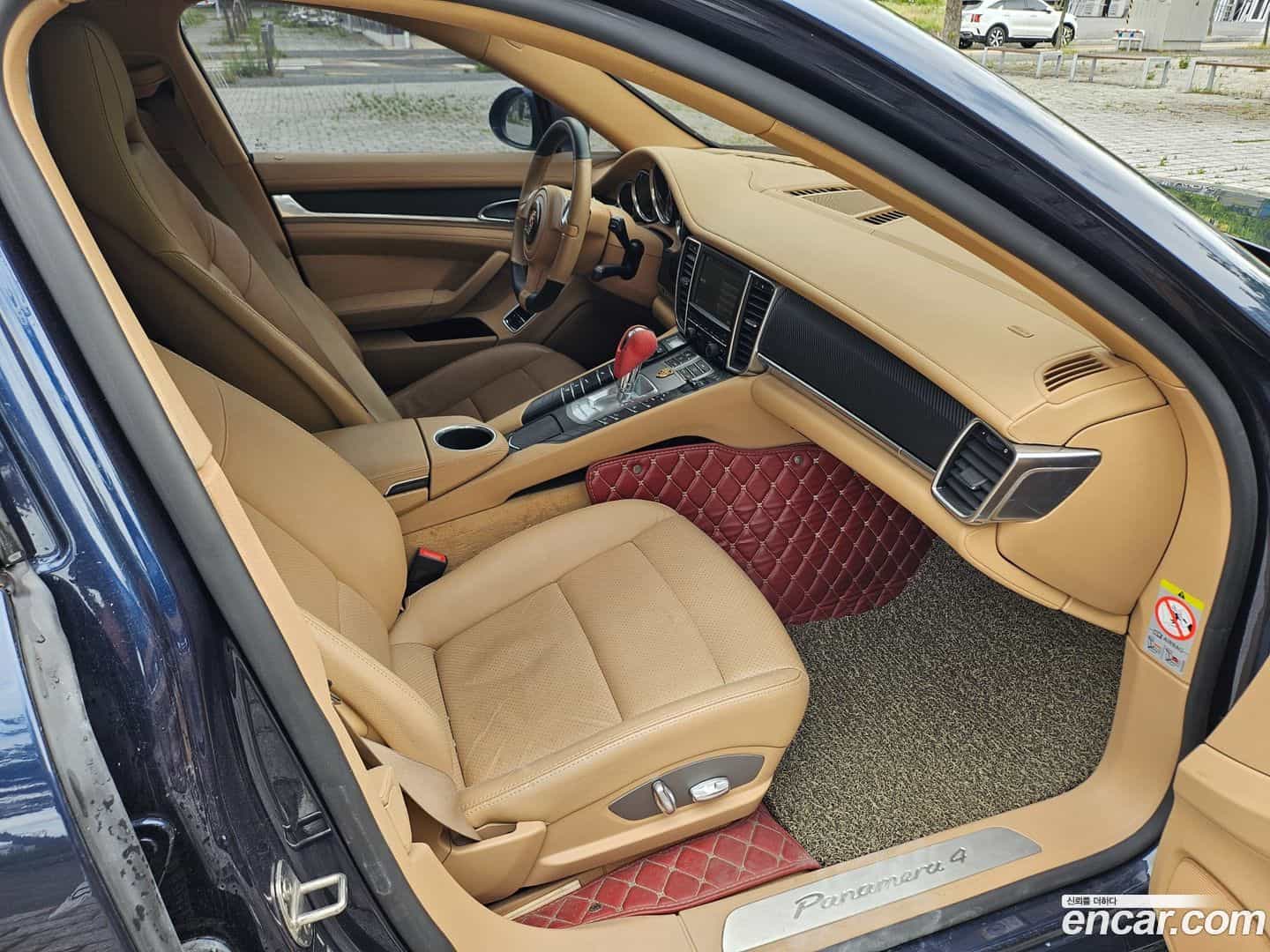 Panamera Porsche 2011.4-OPTION-017