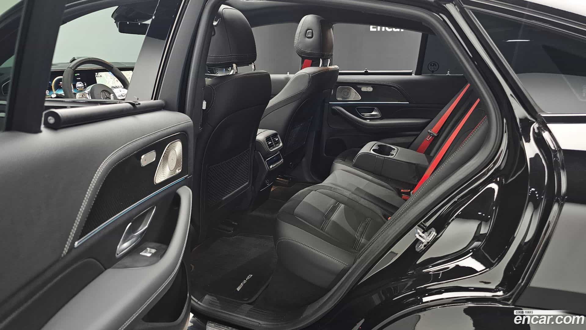 GLE-Class Mercedes-Benz 2022.8-OPTION-016