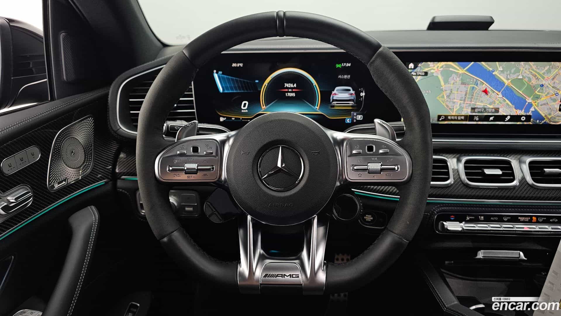 GLE-Class Mercedes-Benz 2022.8-OPTION-017
