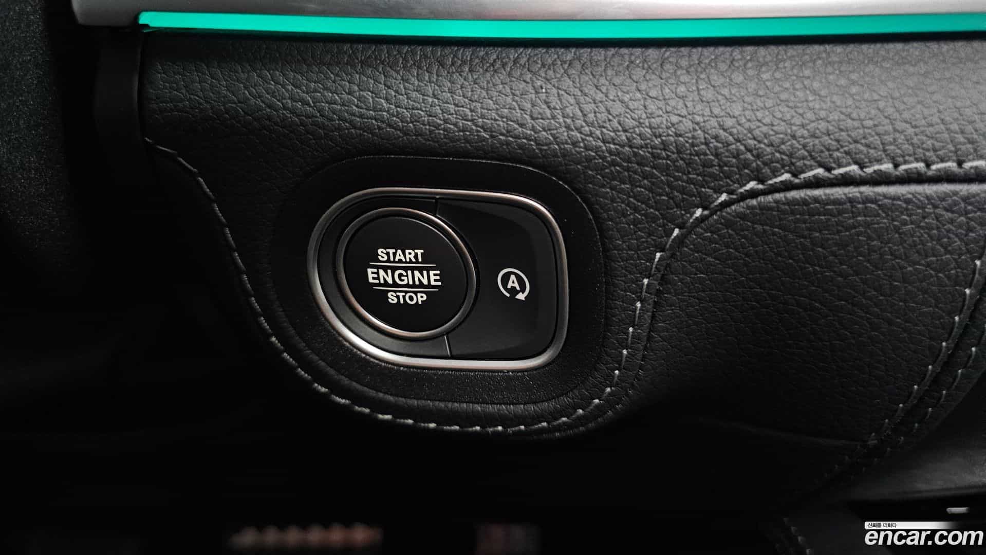 GLE-Class Mercedes-Benz 2022.8-OPTION-045