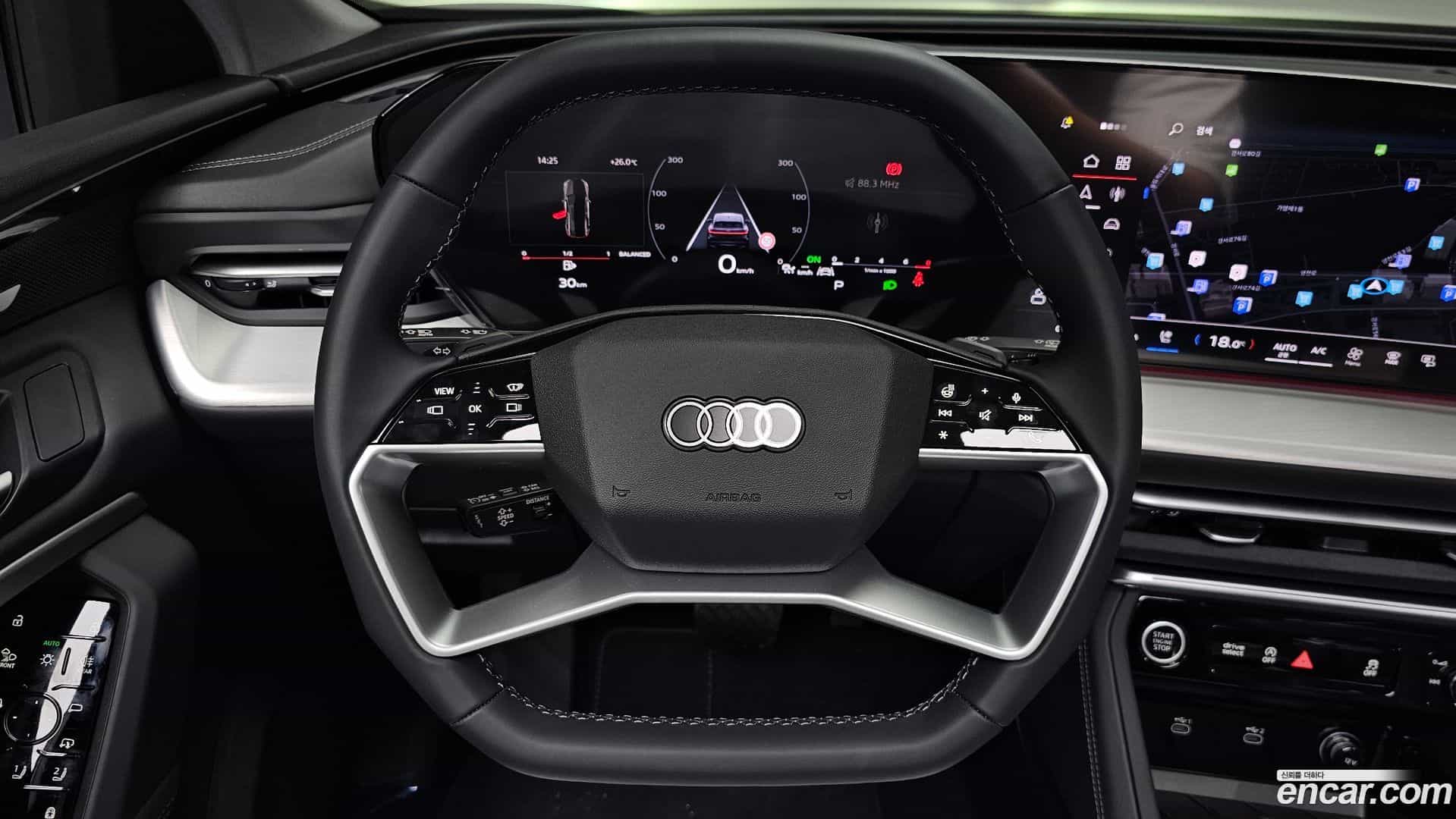 Q5 Audi 2025.11-OPTION-016