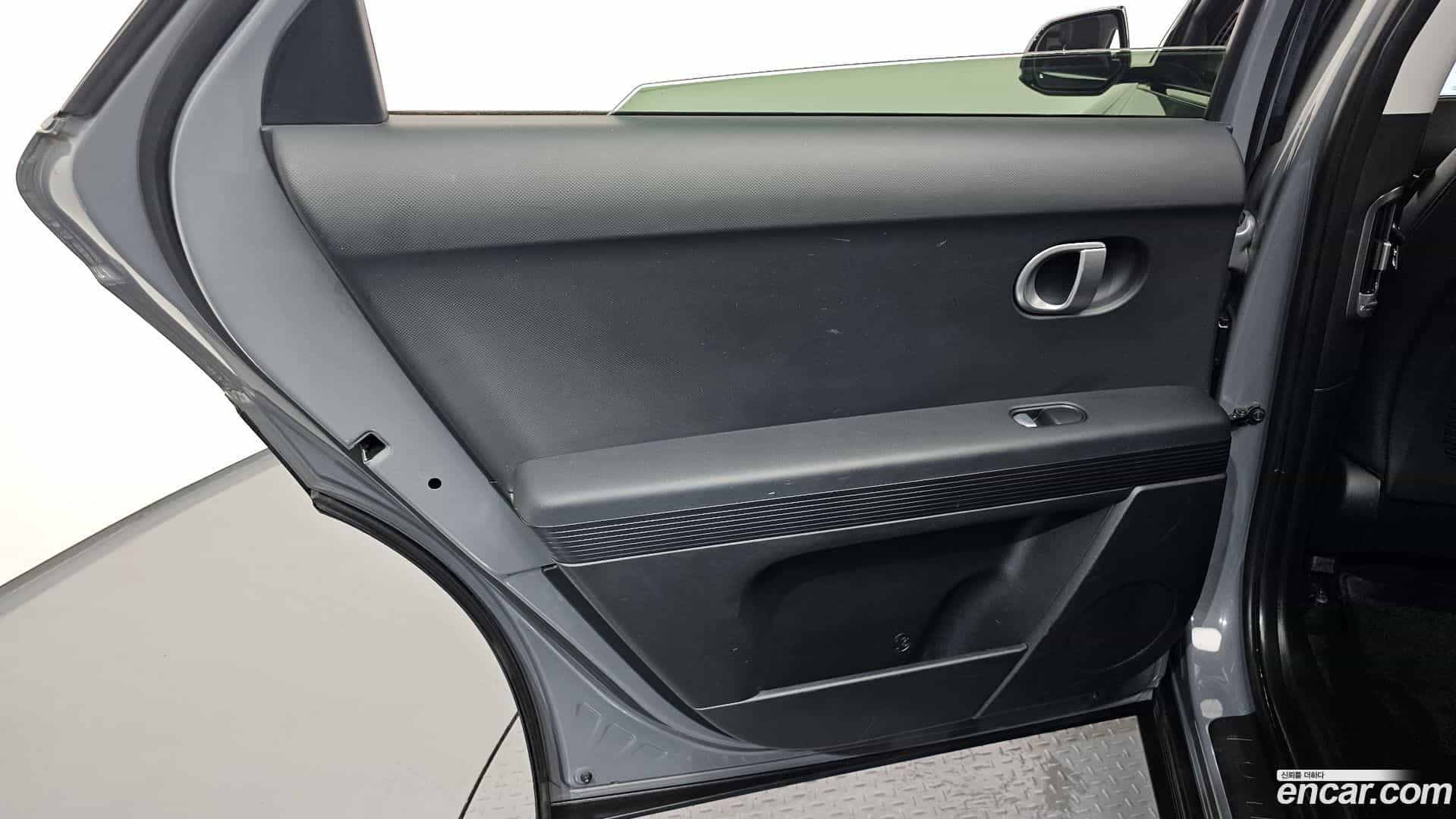 Ioniq5 Hyundai 2022.11-INNER-035