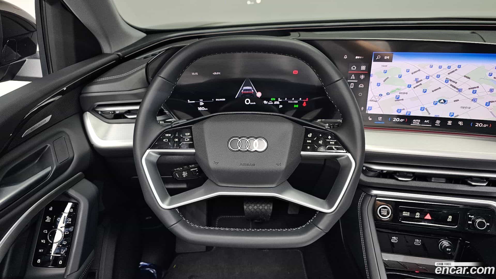 Q5 Audi 2025.11-OPTION-017