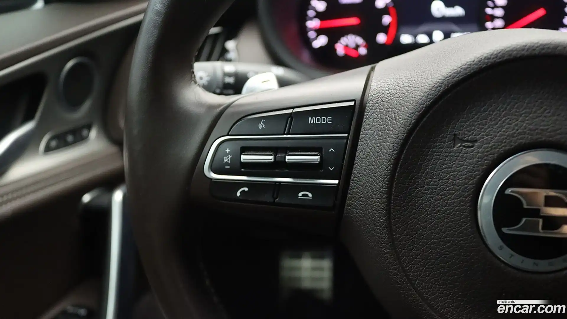 Stinger Kia 2019.2-OUTER-005