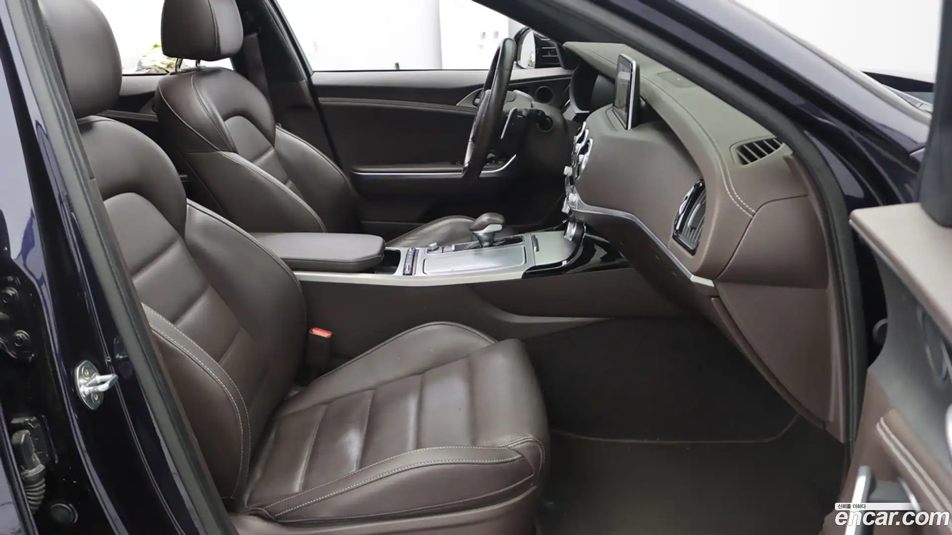 Stinger Kia 2019.2-OPTION-018