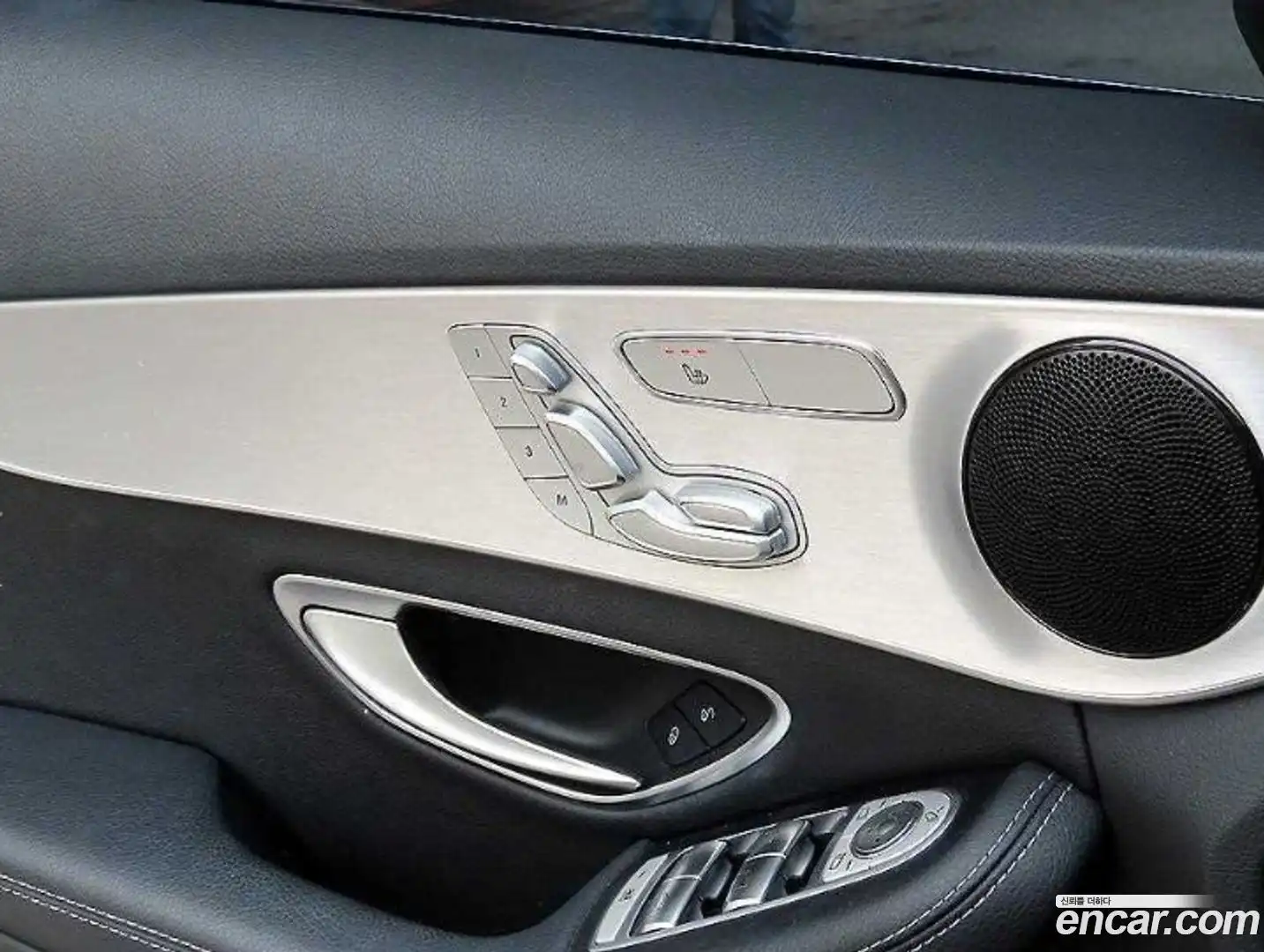 C-Class Mercedes-Benz 2016.4-OPTION-016