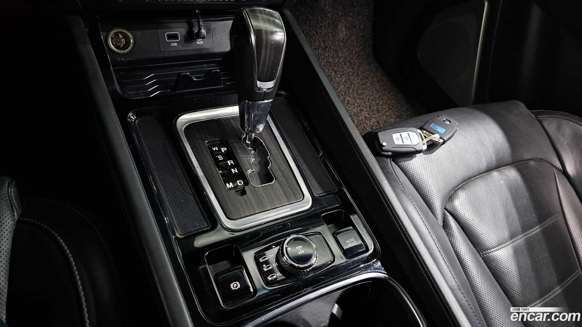 Rexton KG Mobility 2017.4-INNER-009